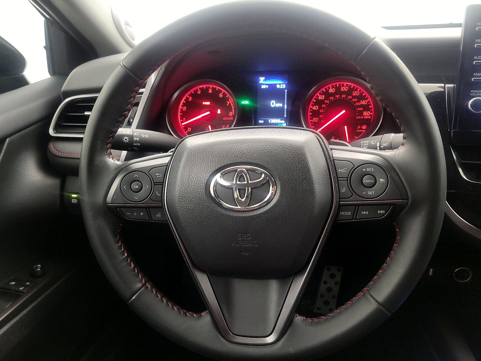 Thumbnail: 2023 Toyota Camry - 10