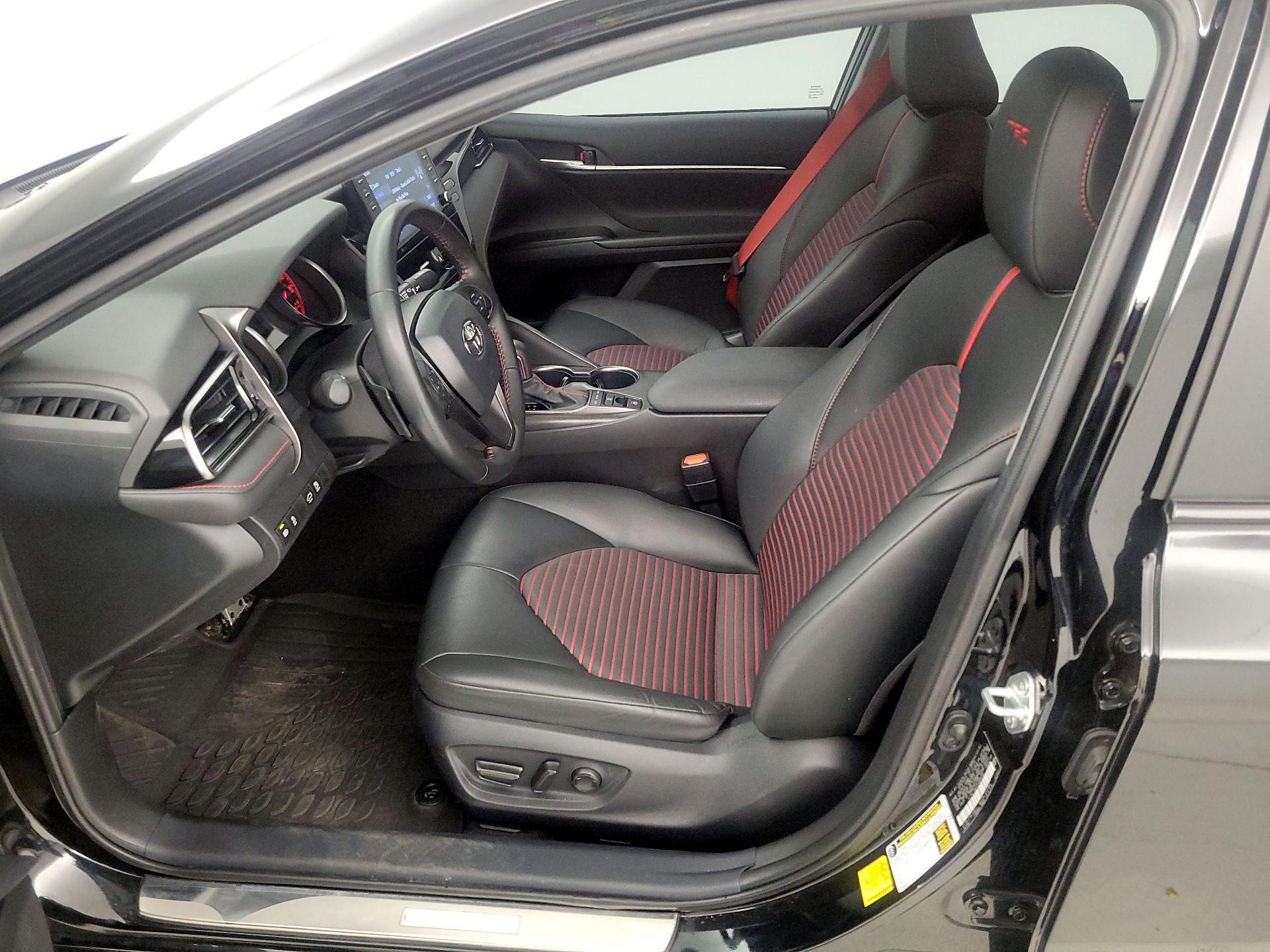 Thumbnail: 2023 Toyota Camry - 11