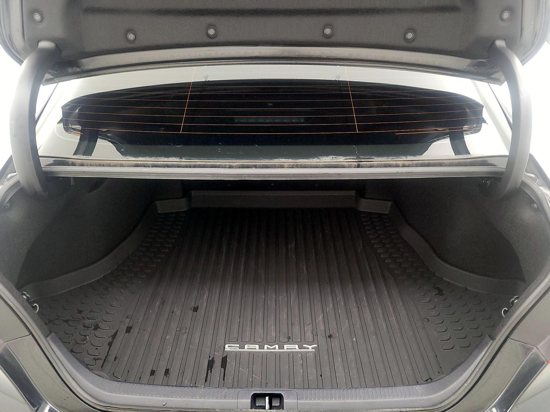 Thumbnail: 2023 Toyota Camry - 20