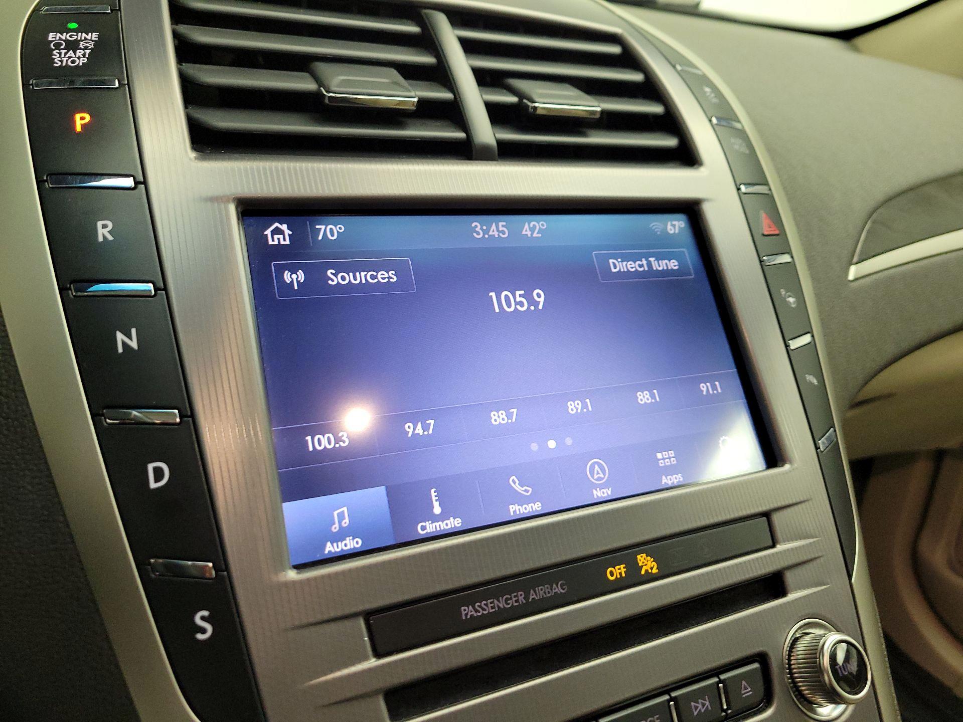 Thumbnail: 2020 Lincoln MKZ - 13