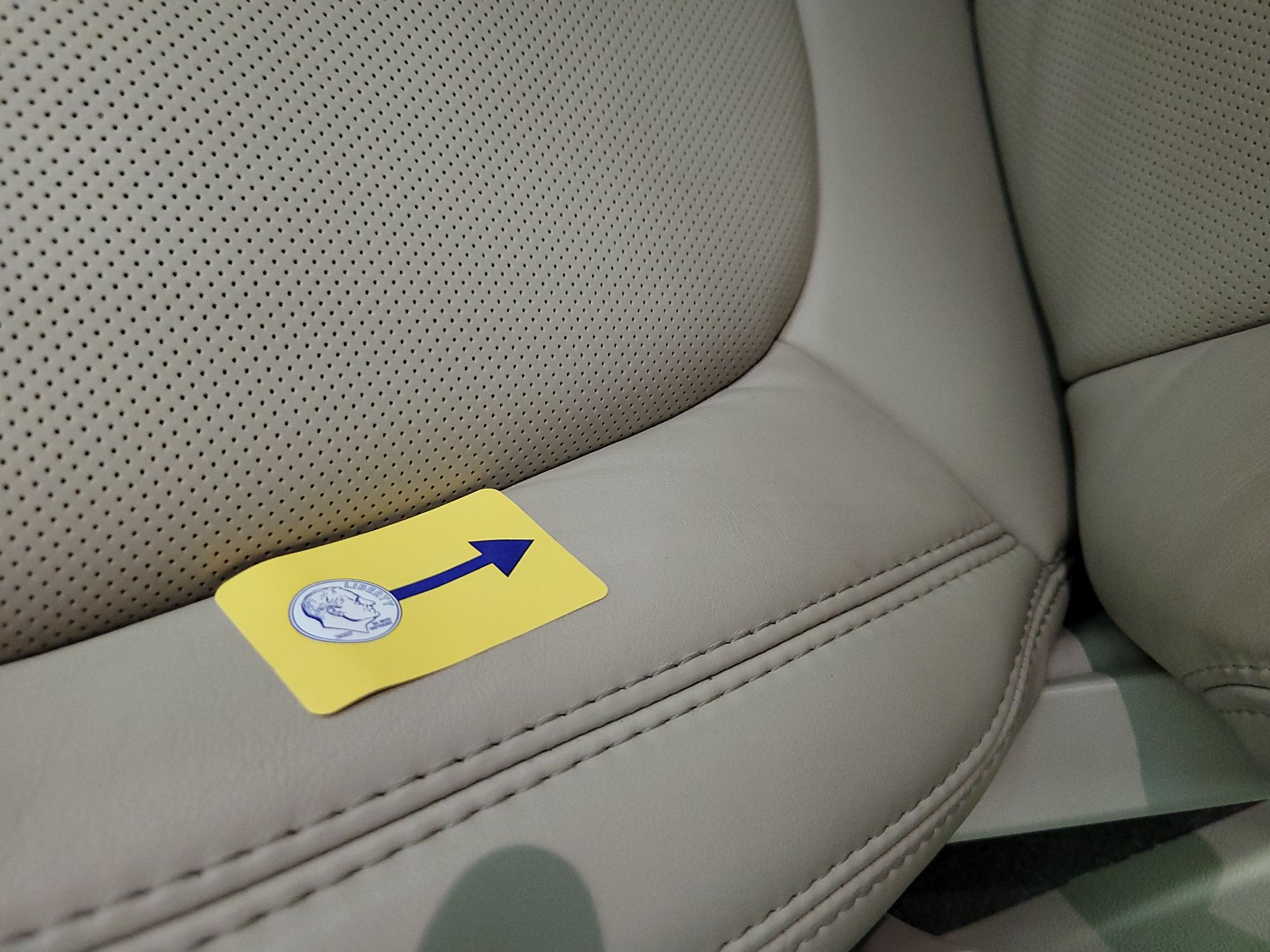 Thumbnail: 2020 Lincoln MKZ - 20