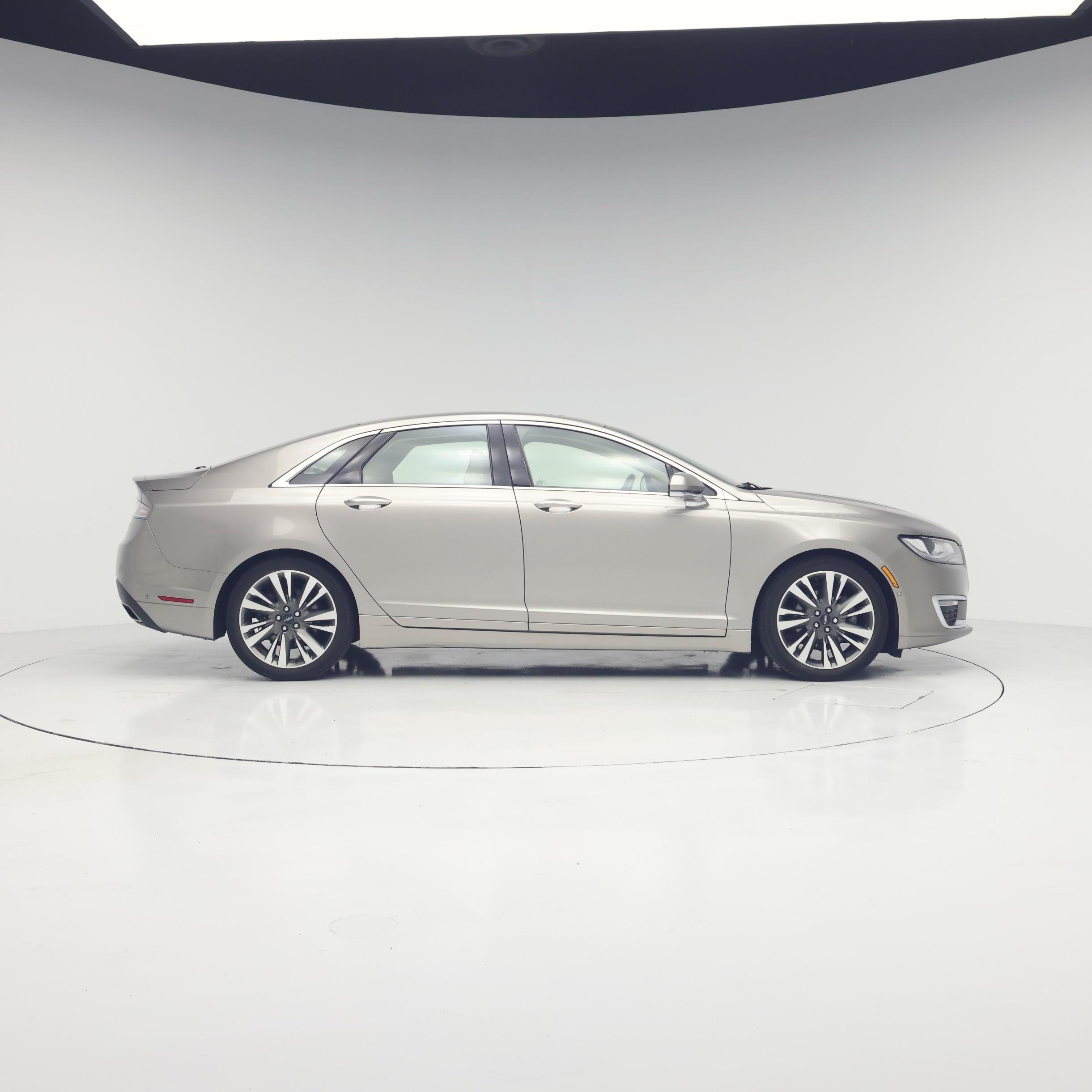 Thumbnail: 2020 Lincoln MKZ - 7