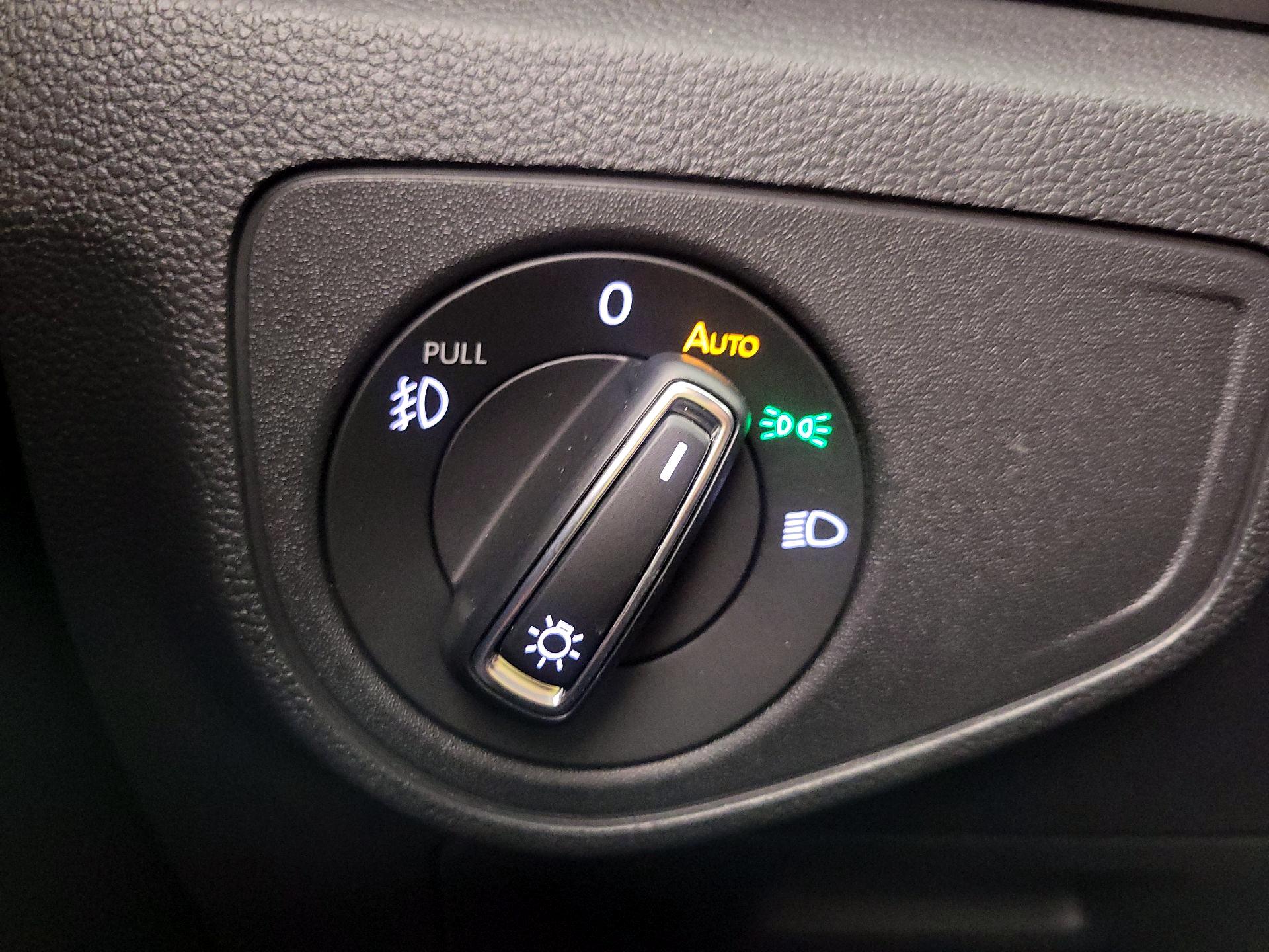 Thumbnail: 2019 Volkswagen Atlas - 13