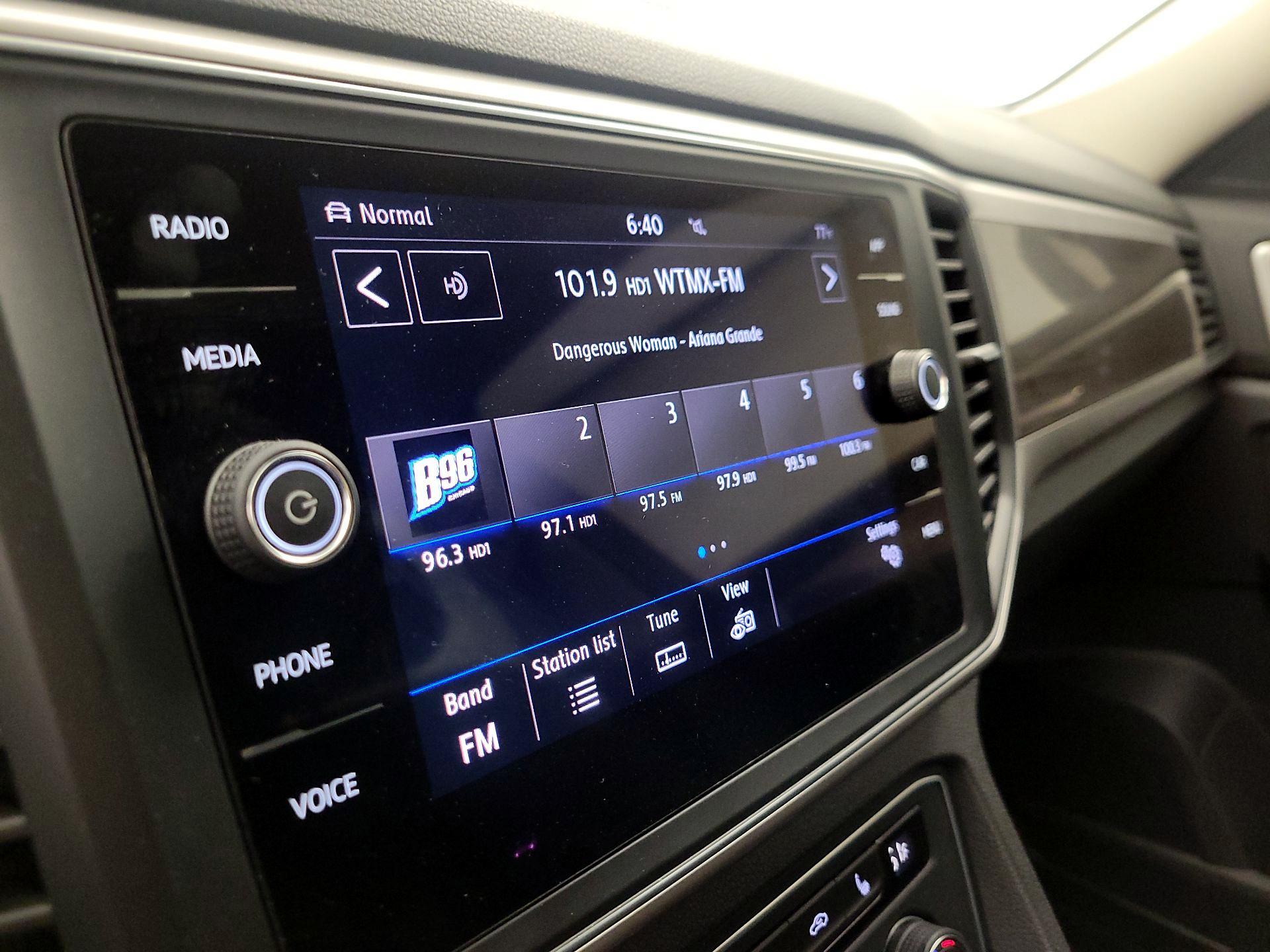 Thumbnail: 2019 Volkswagen Atlas - 15