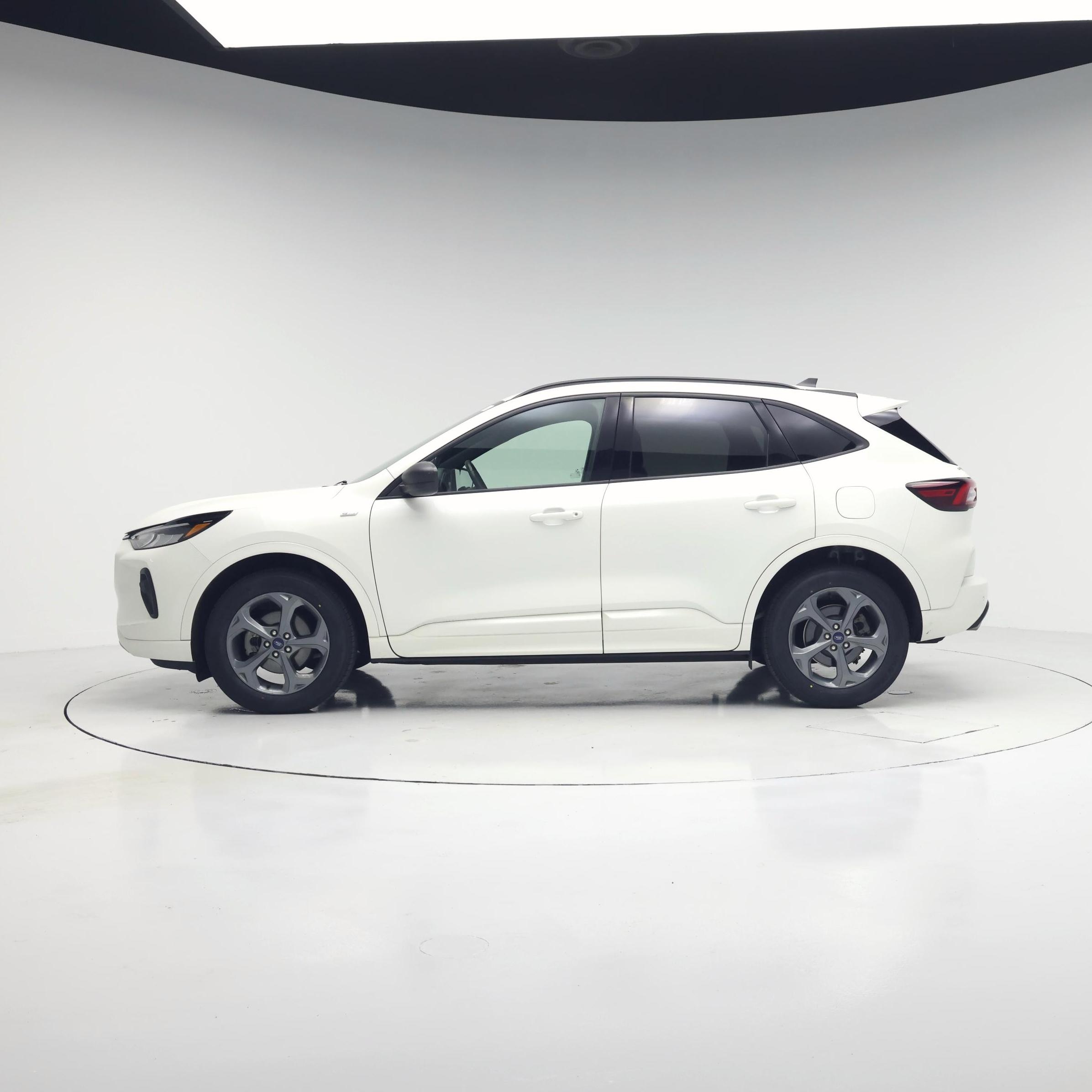 Thumbnail: 2023 Ford Escape - 3