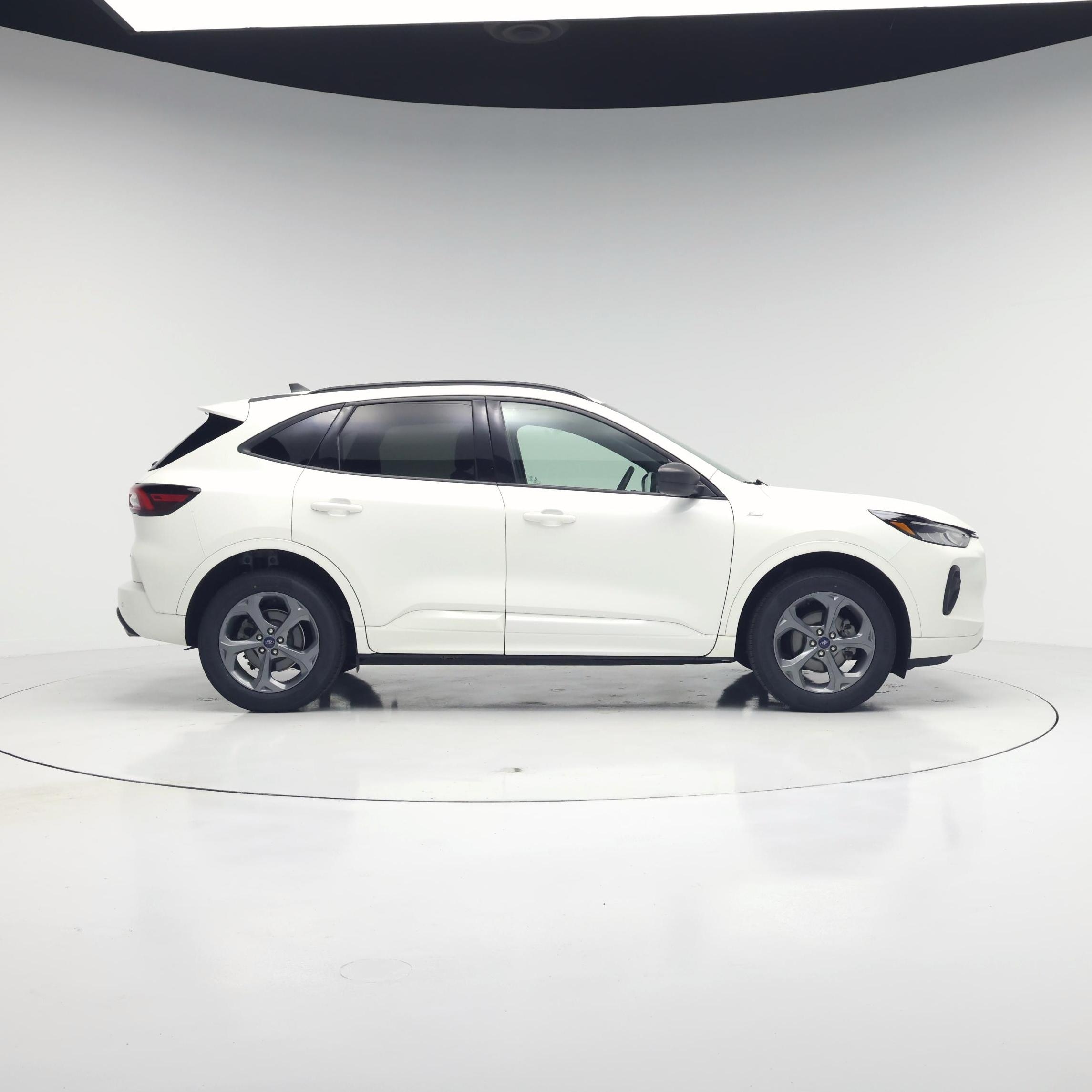 Thumbnail: 2023 Ford Escape - 7