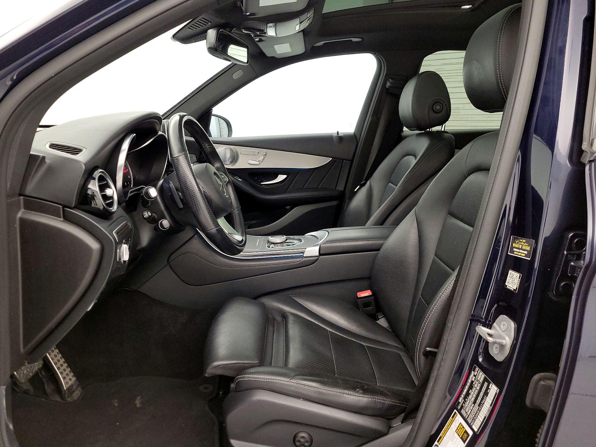 Thumbnail: 2019 Mercedes-Benz GLC - 11