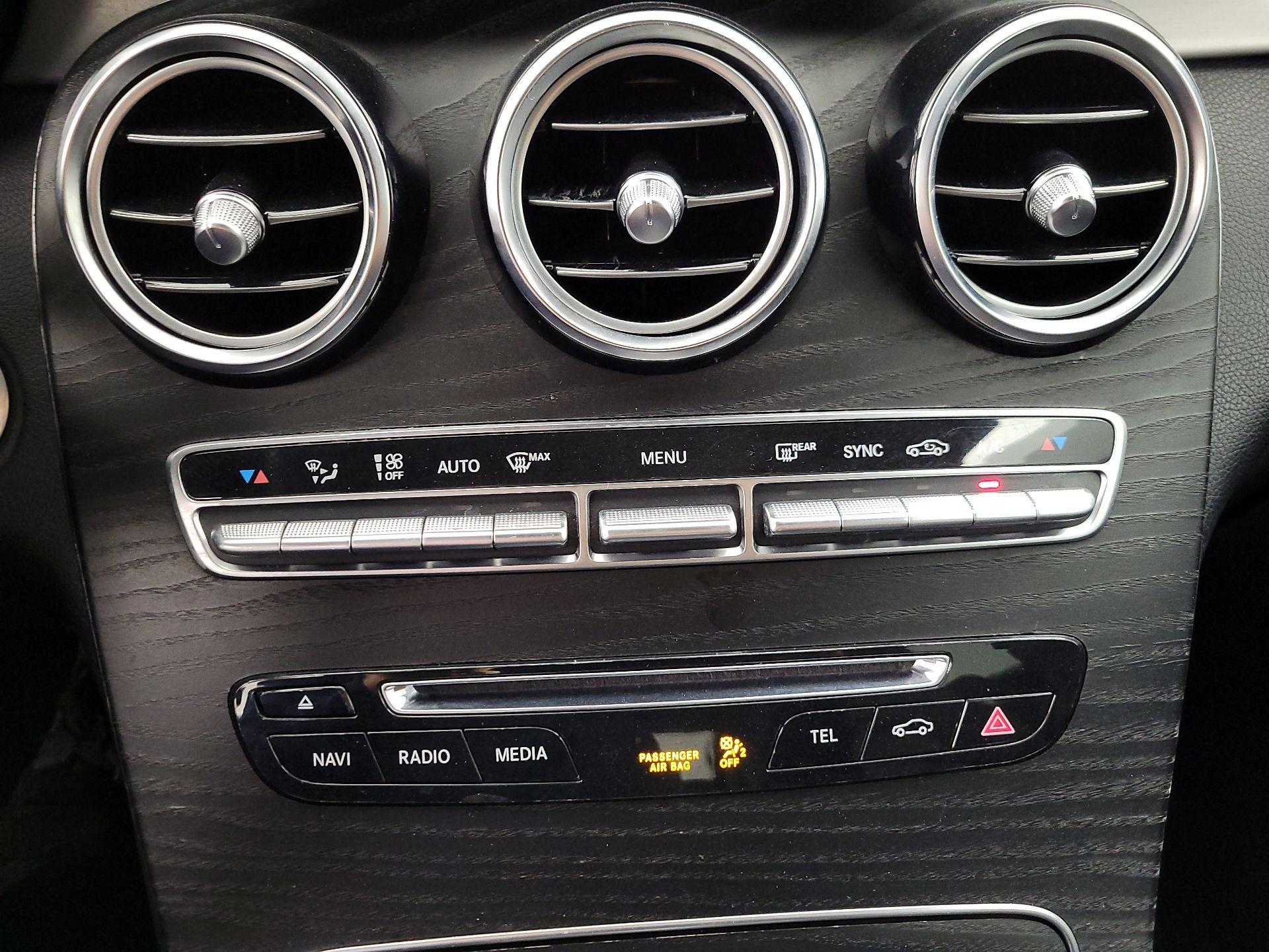 Thumbnail: 2019 Mercedes-Benz GLC - 16