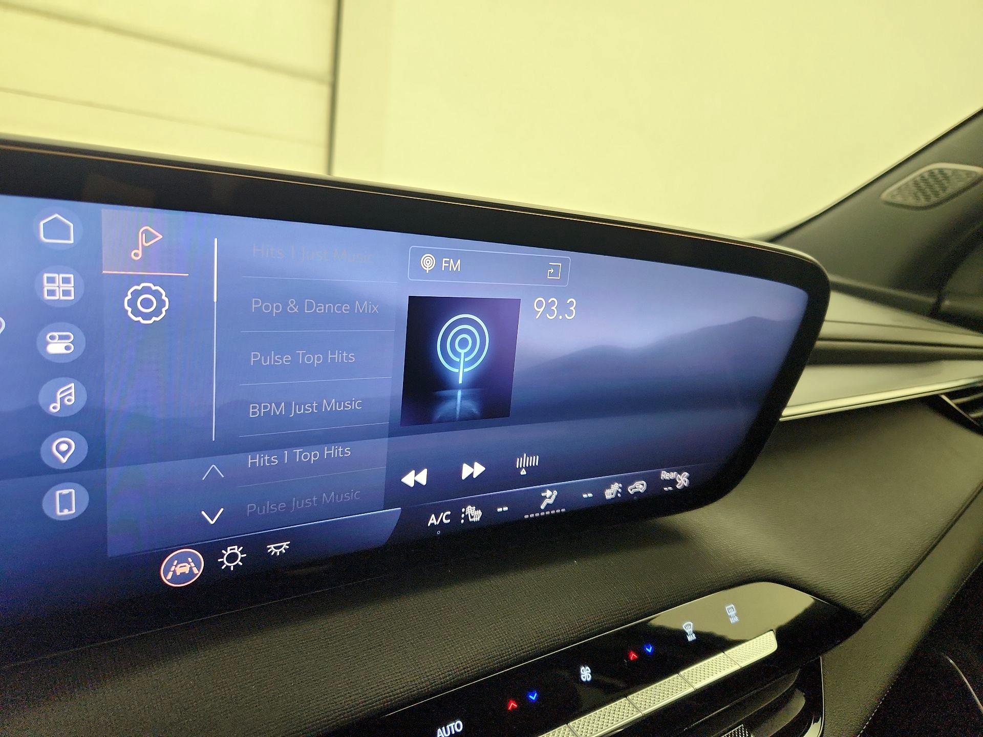 Thumbnail: 2025 Buick Enclave - 16