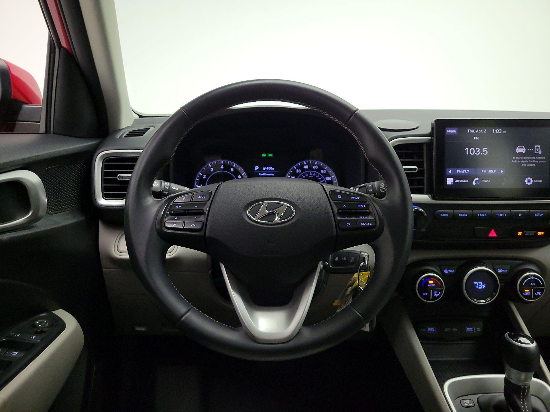 Thumbnail: 2022 Hyundai Venue - 10