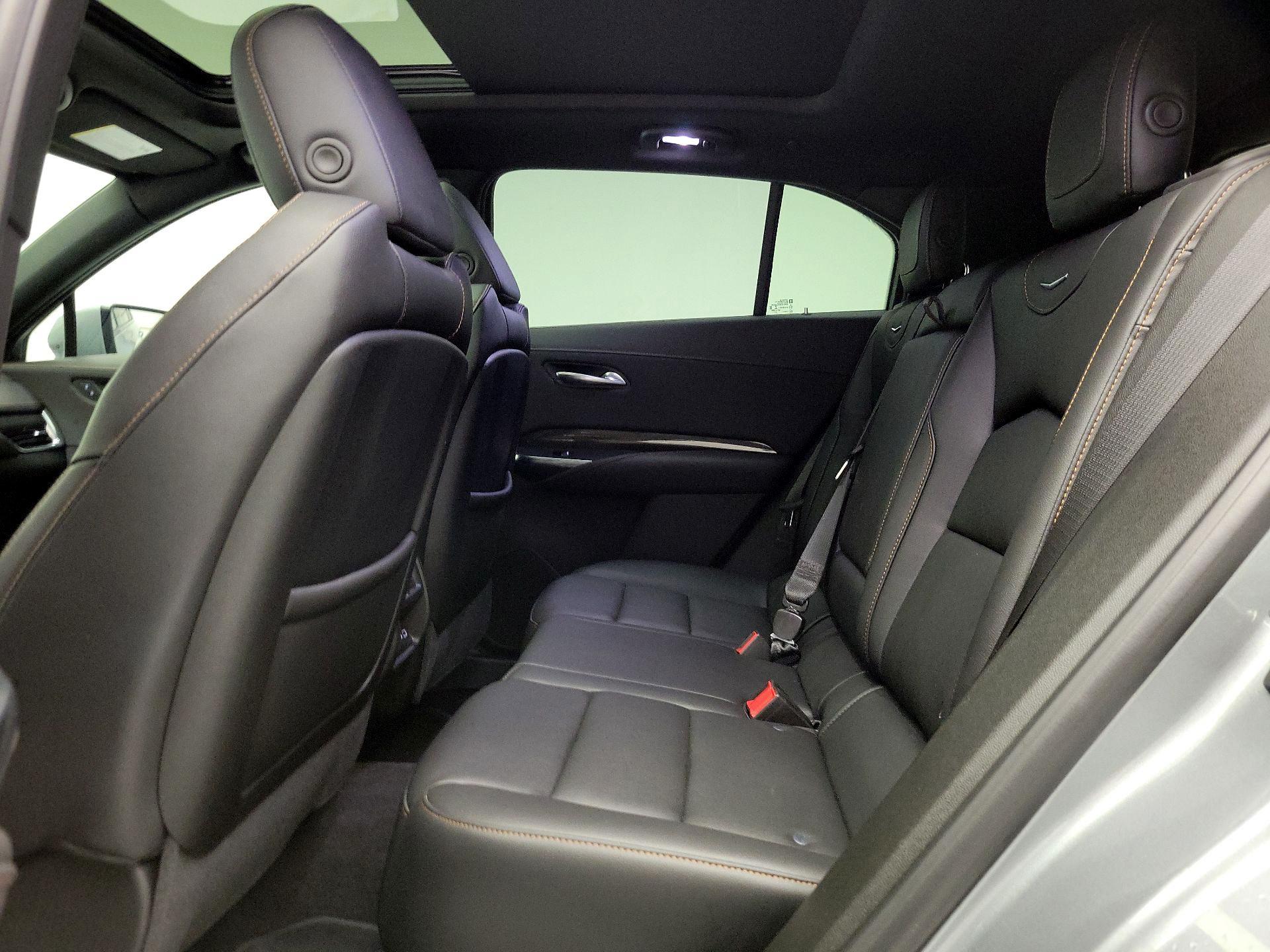 Thumbnail: 2023 Cadillac XT4 - 20