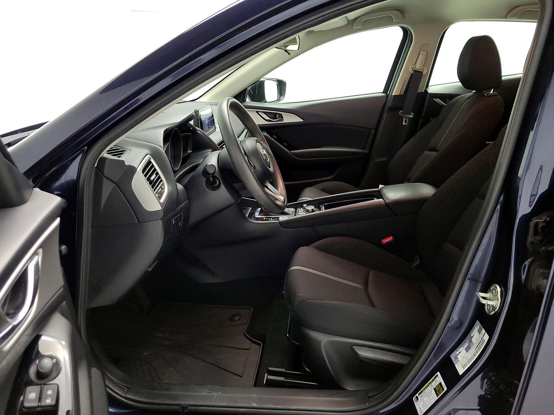 Thumbnail: 2018 Mazda Mazda3 - 11