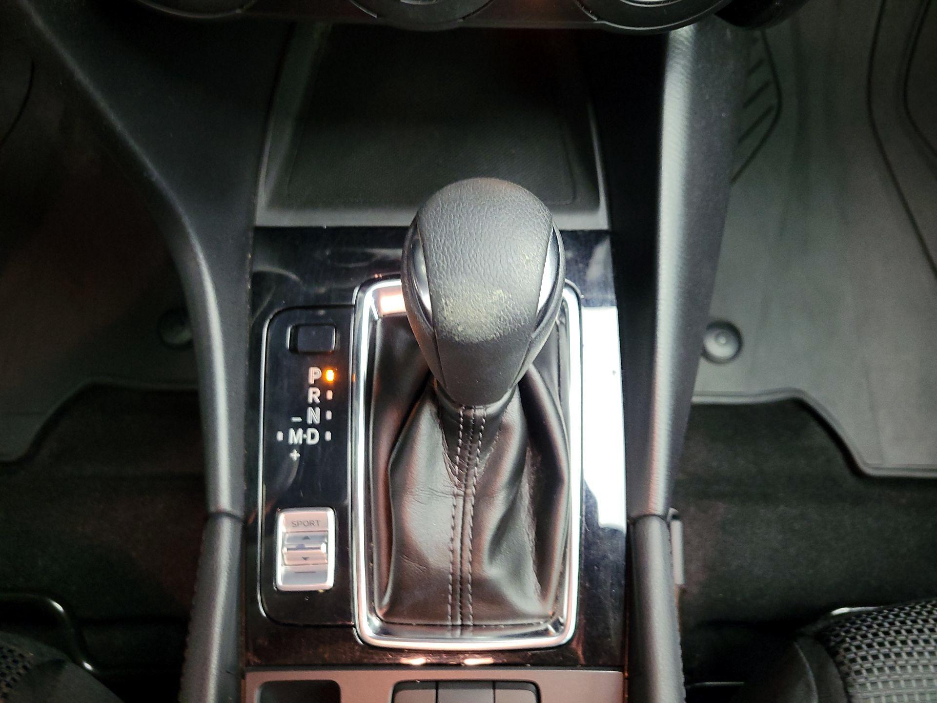 Thumbnail: 2018 Mazda Mazda3 - 15