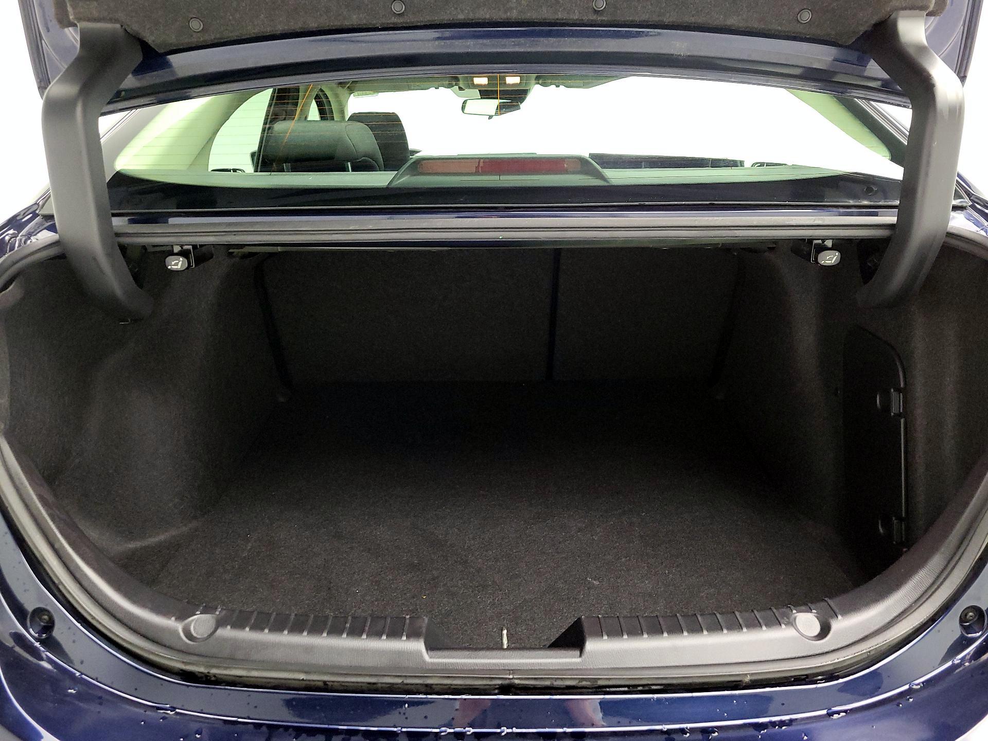 Thumbnail: 2018 Mazda Mazda3 - 16