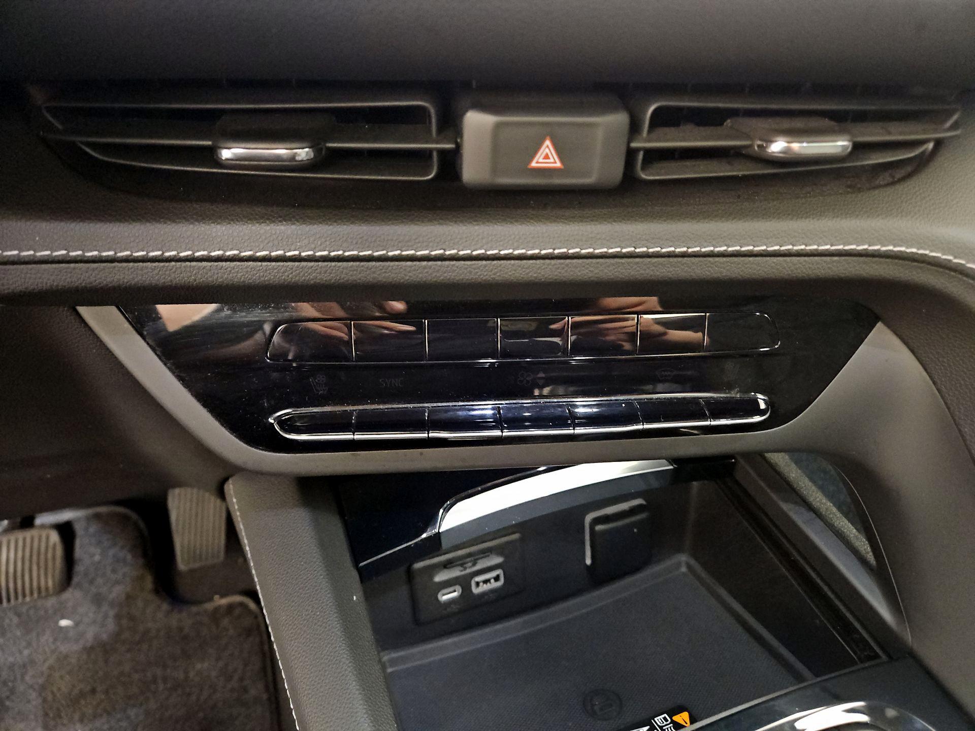 Thumbnail: 2021 Buick Envision - 17