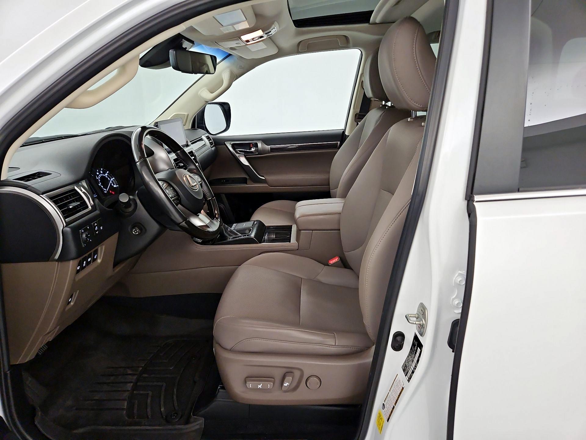 Thumbnail: 2023 Lexus GX - 11