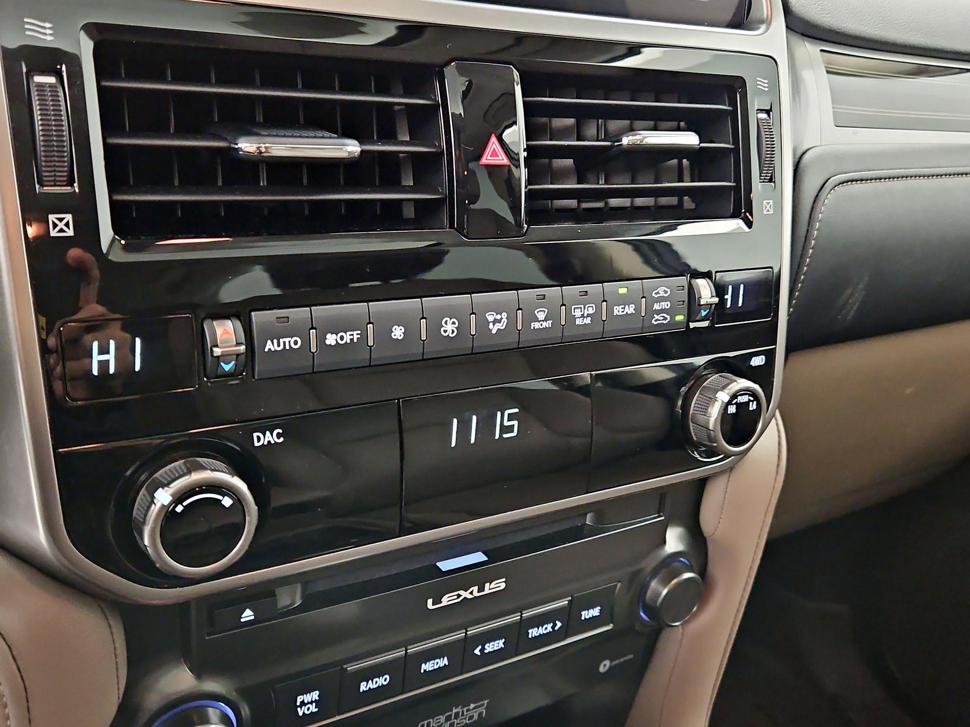 Thumbnail: 2023 Lexus GX - 17