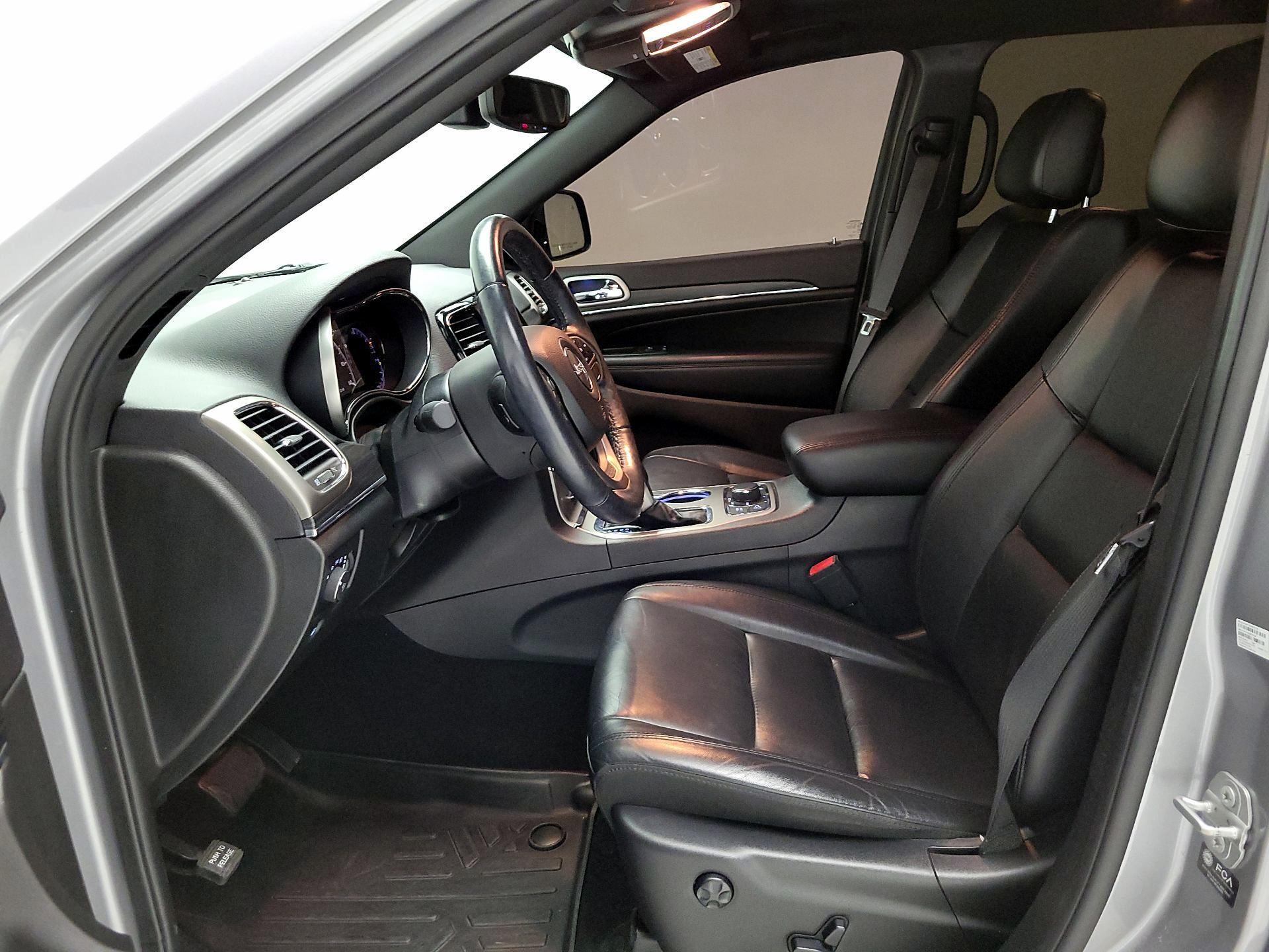 Thumbnail: 2021 Jeep Grand Cherokee - 11