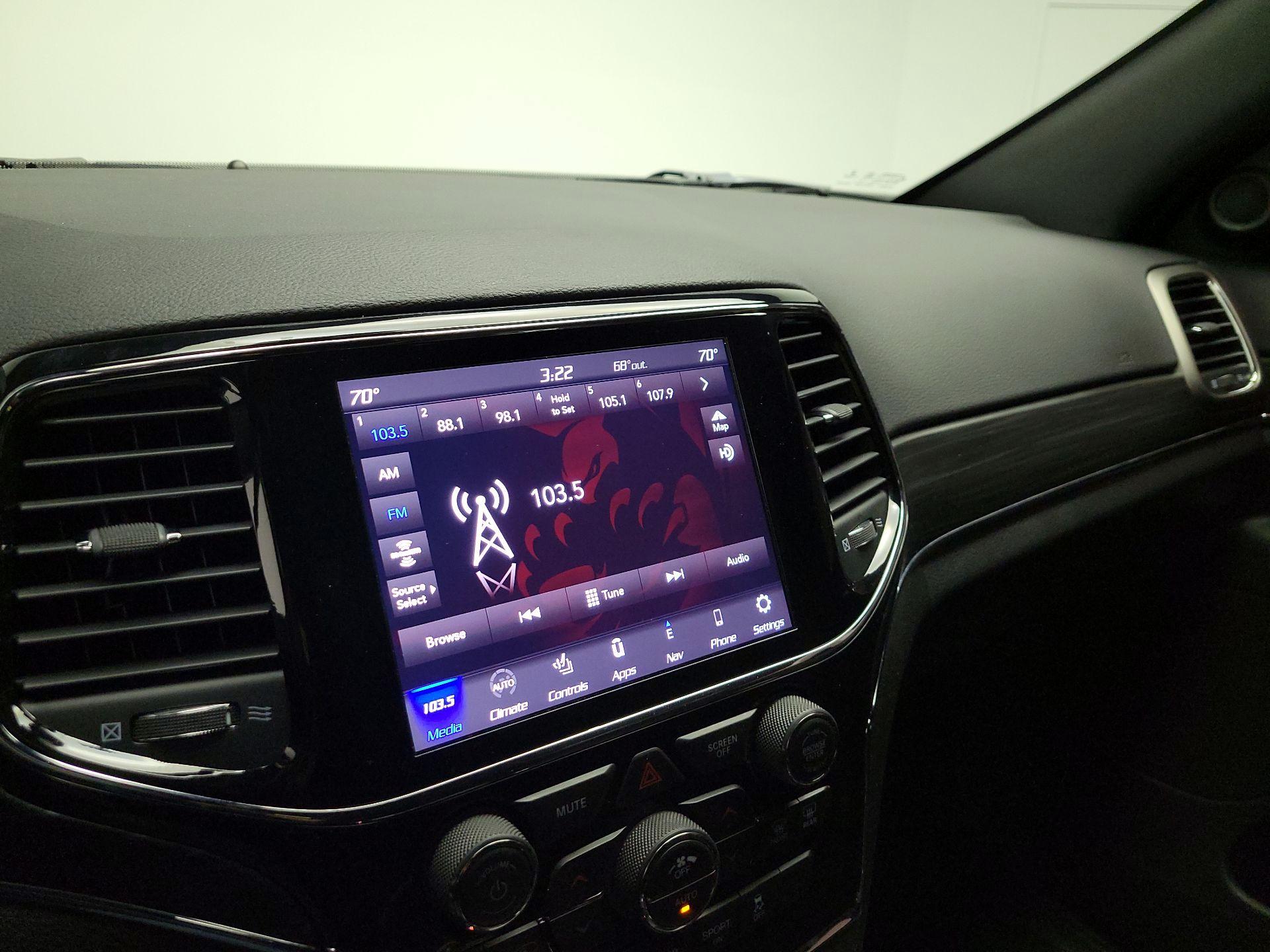 Thumbnail: 2021 Jeep Grand Cherokee - 15