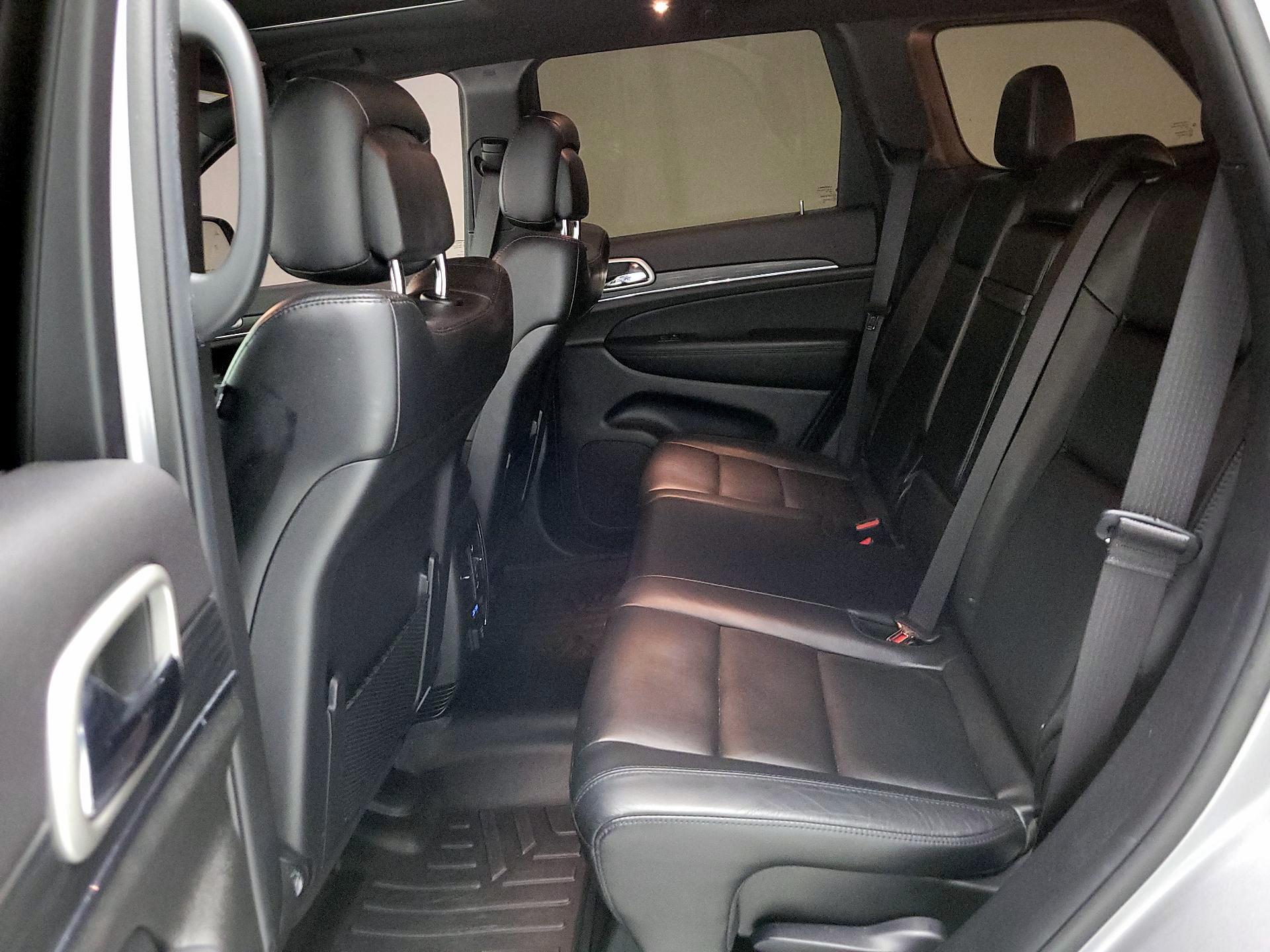 Thumbnail: 2021 Jeep Grand Cherokee - 19