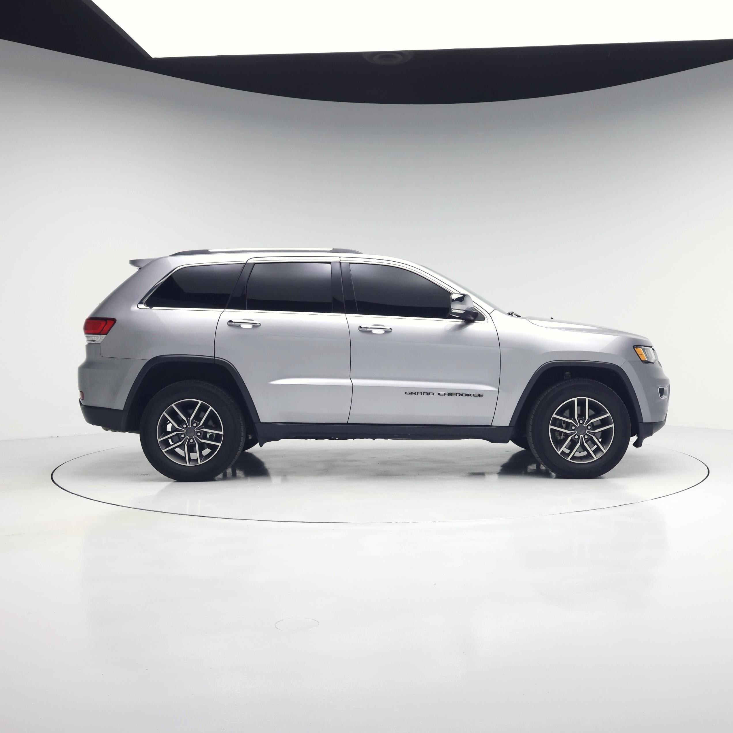Thumbnail: 2021 Jeep Grand Cherokee - 7