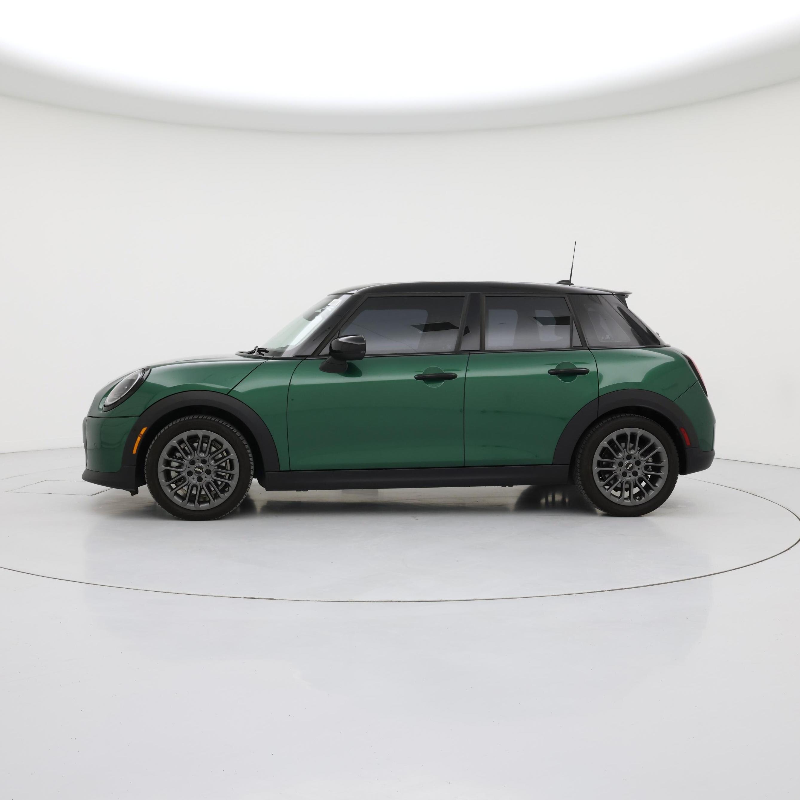 Thumbnail: 2025 MINI Cooper Hardtop - 3