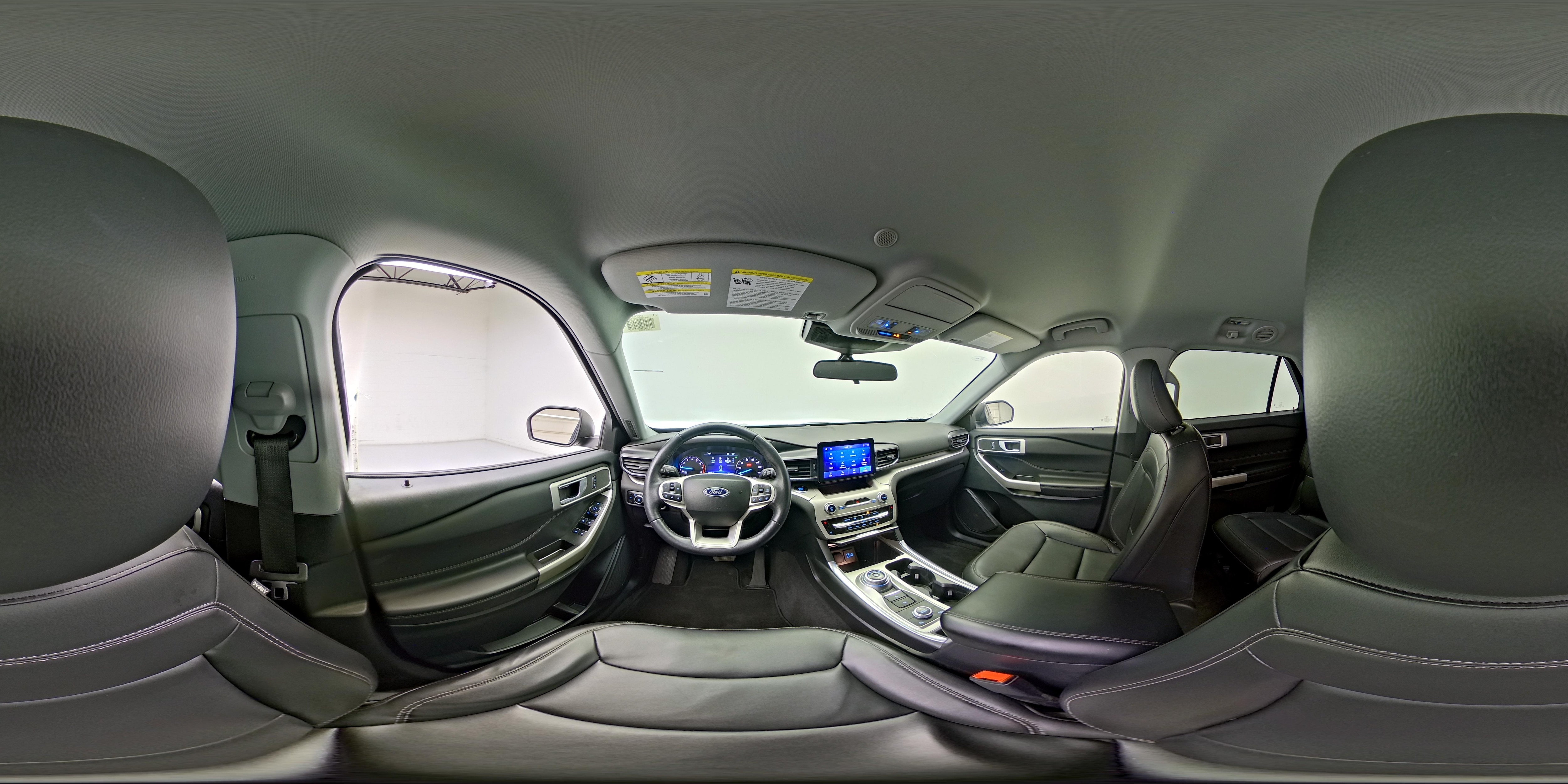 2023 Ford Explorer XLT - Photo 28