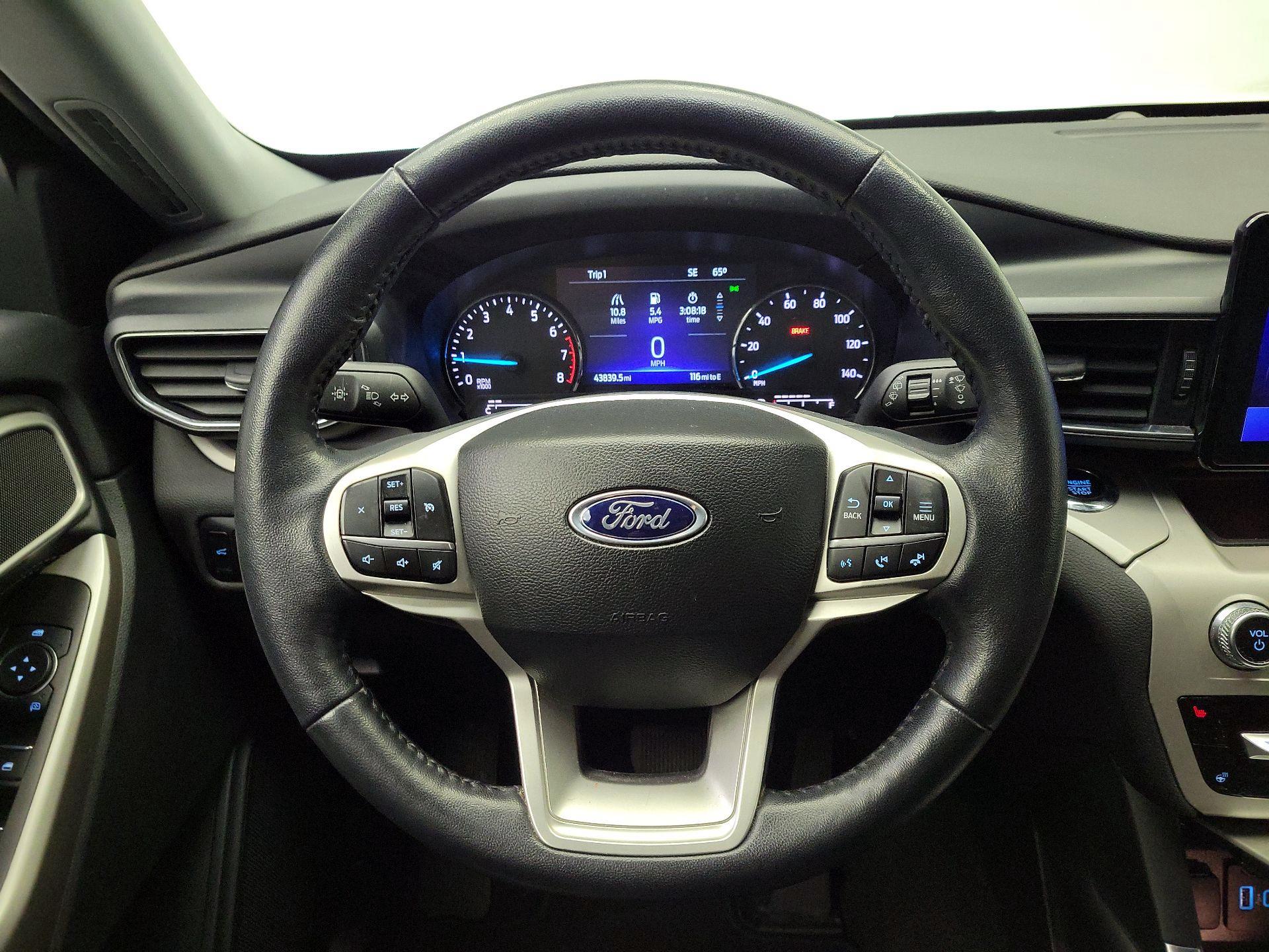 Thumbnail: 2023 Ford Explorer - 10