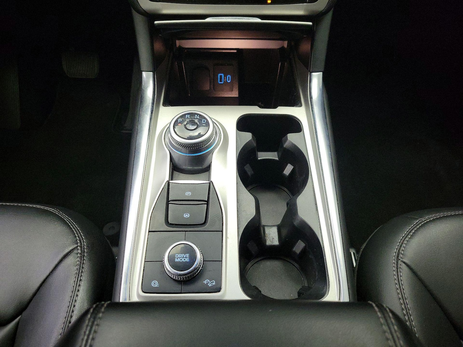 2023 Ford Explorer XLT - Photo 18
