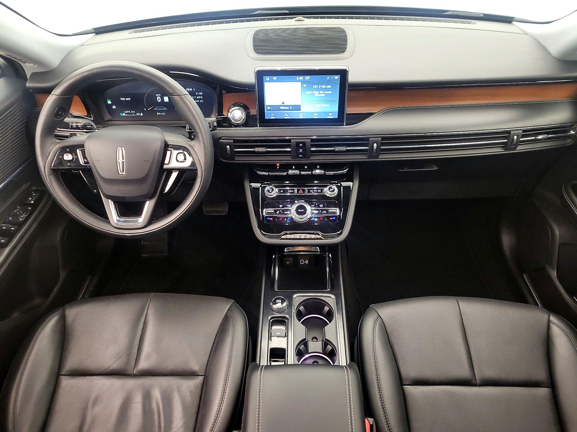 Thumbnail: 2022 Lincoln Corsair - 9