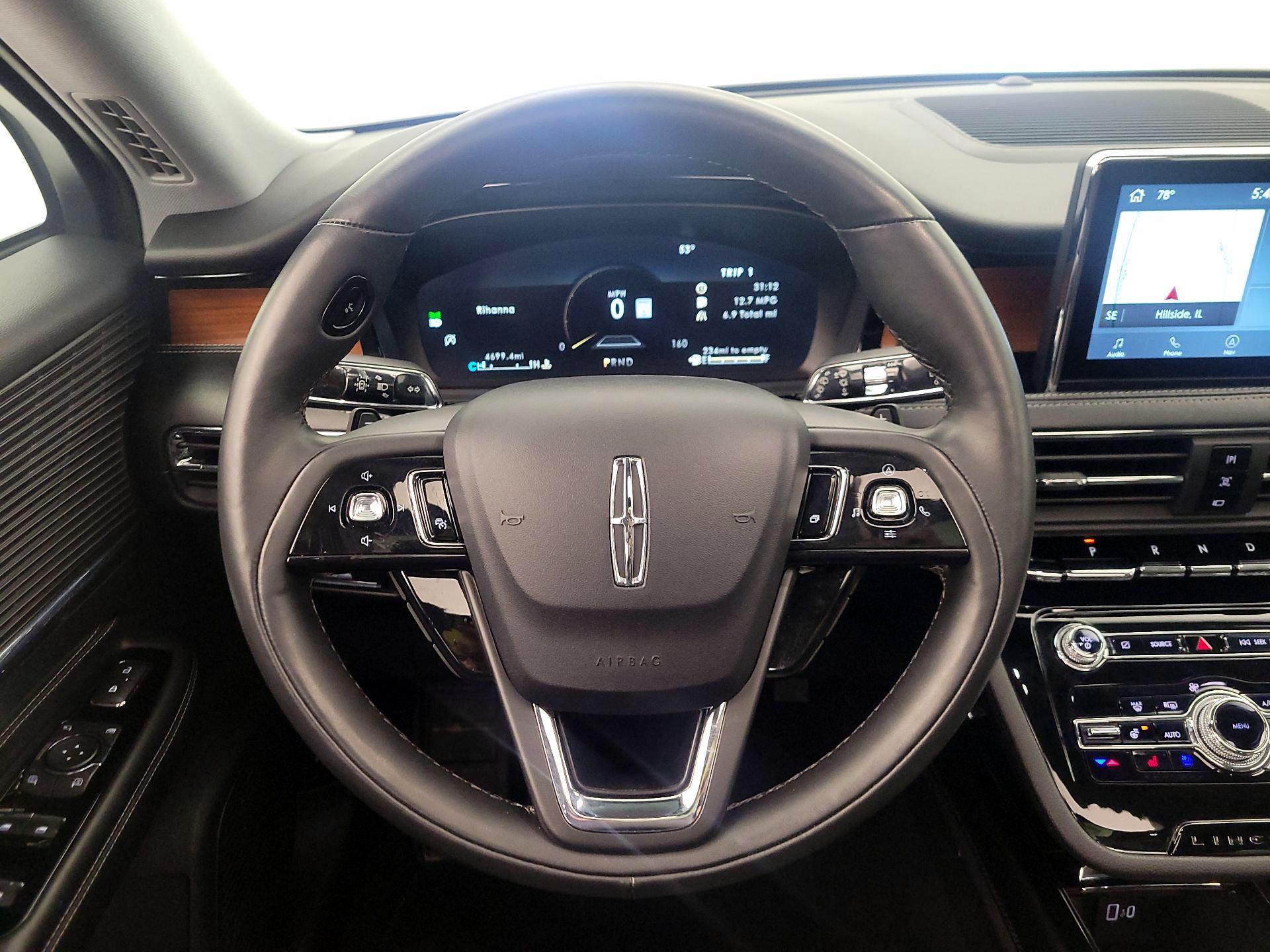 Thumbnail: 2022 Lincoln Corsair - 10