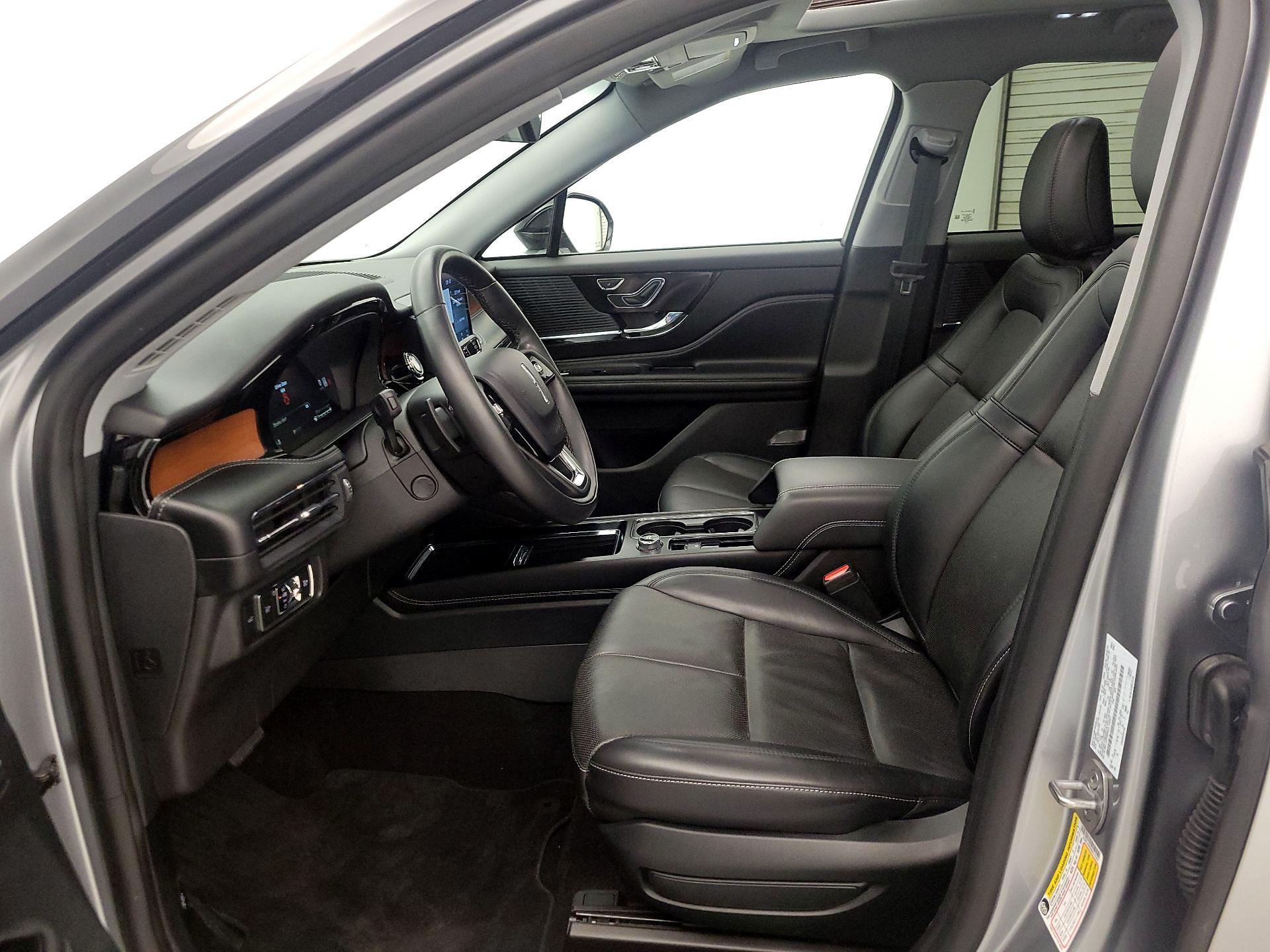 Thumbnail: 2022 Lincoln Corsair - 11