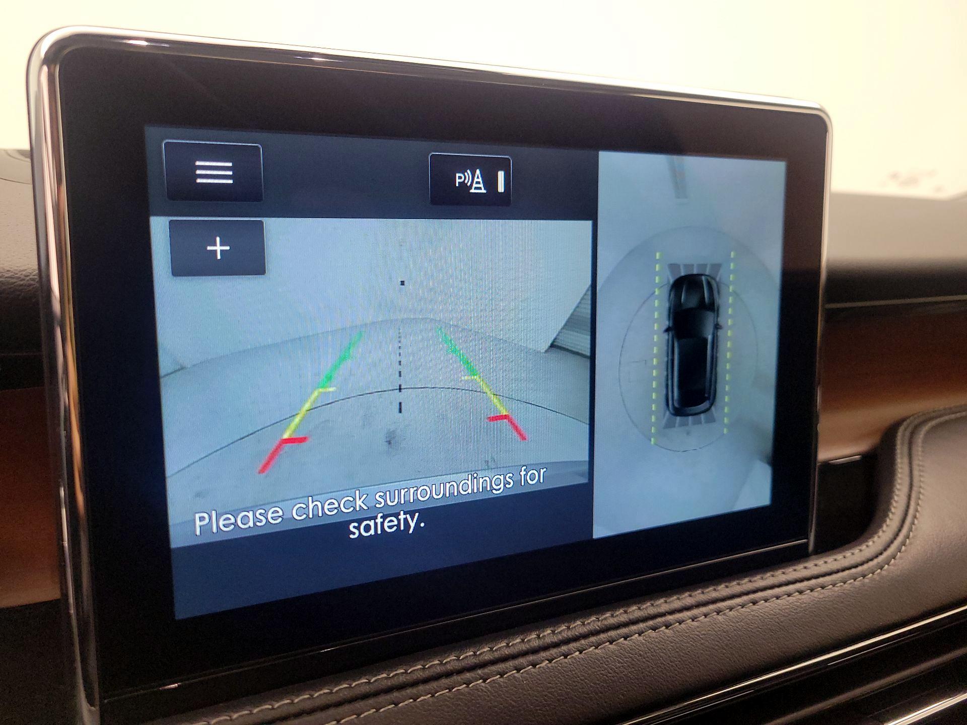 Thumbnail: 2022 Lincoln Corsair - 15