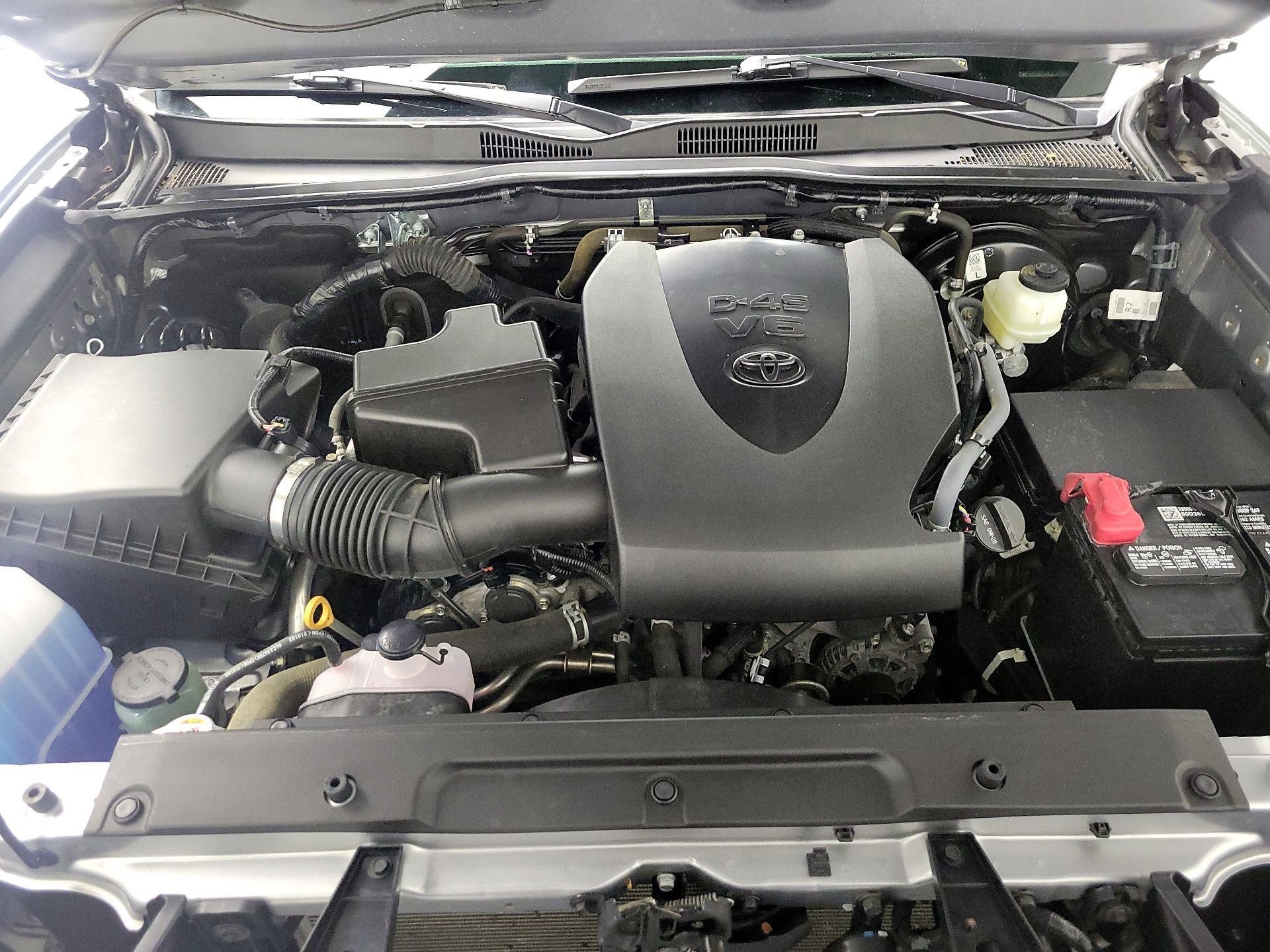 Thumbnail: 2021 Toyota Tacoma - 17