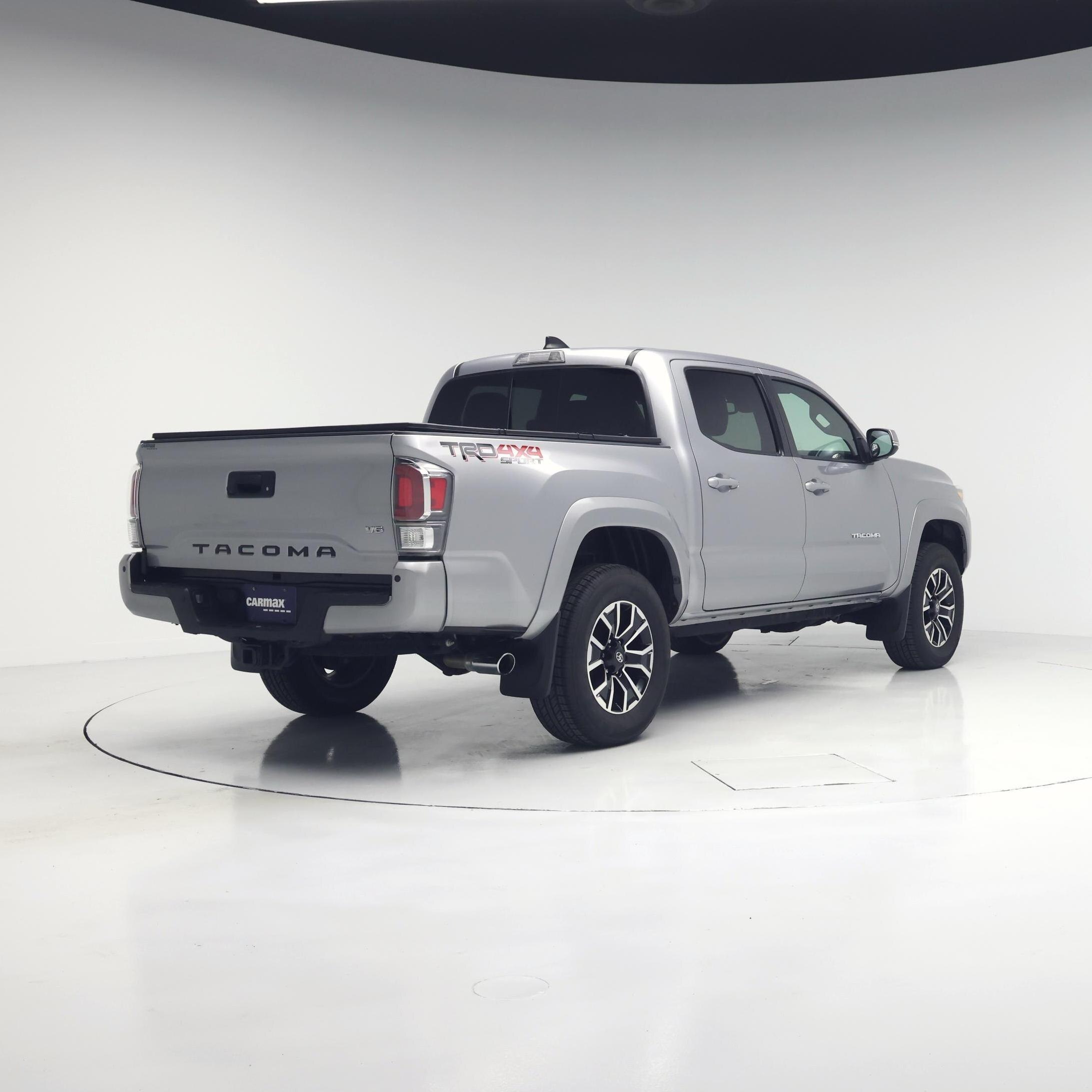 Thumbnail: 2021 Toyota Tacoma - 8