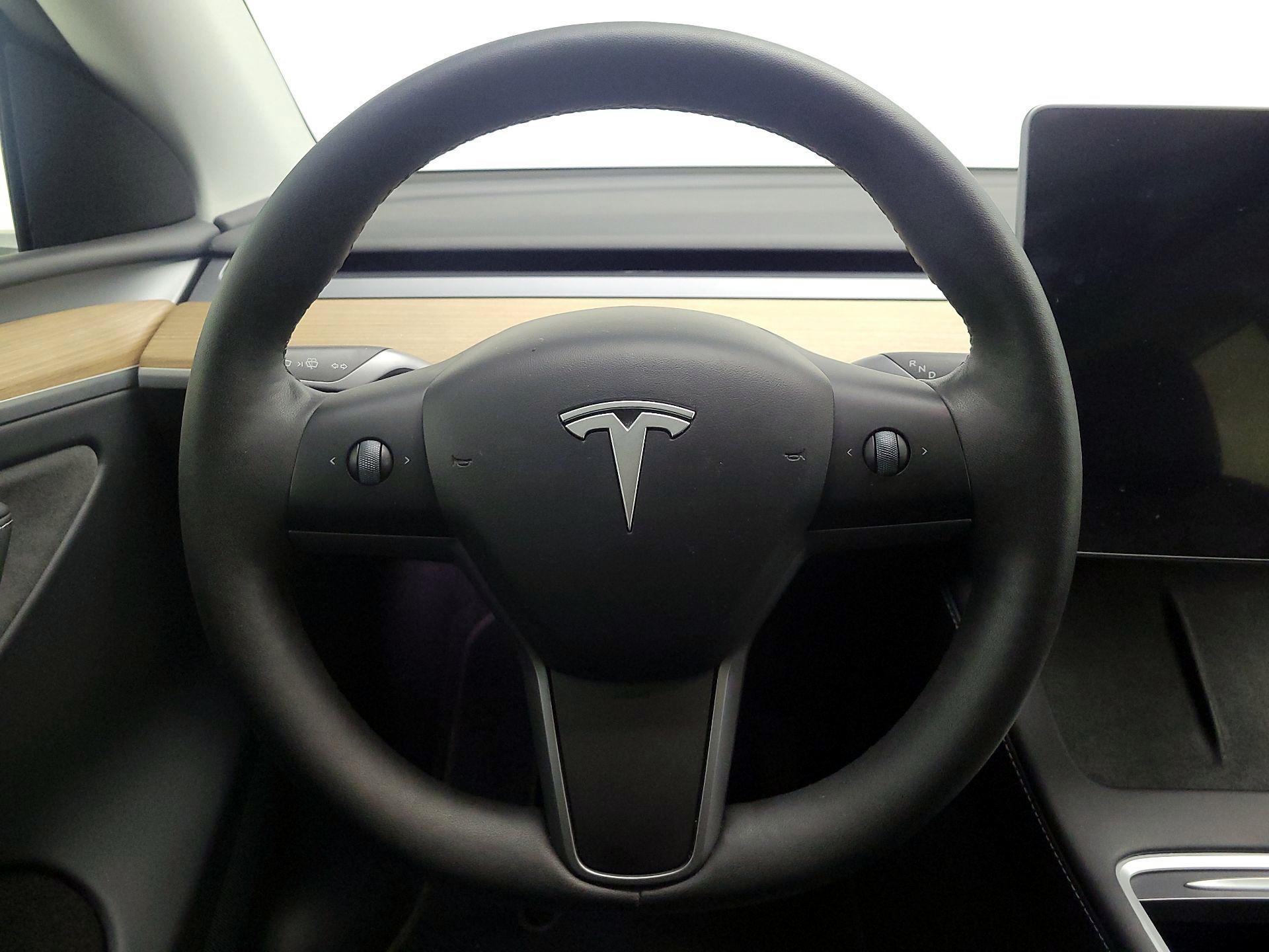 Thumbnail: 2024 Tesla Model Y - 10