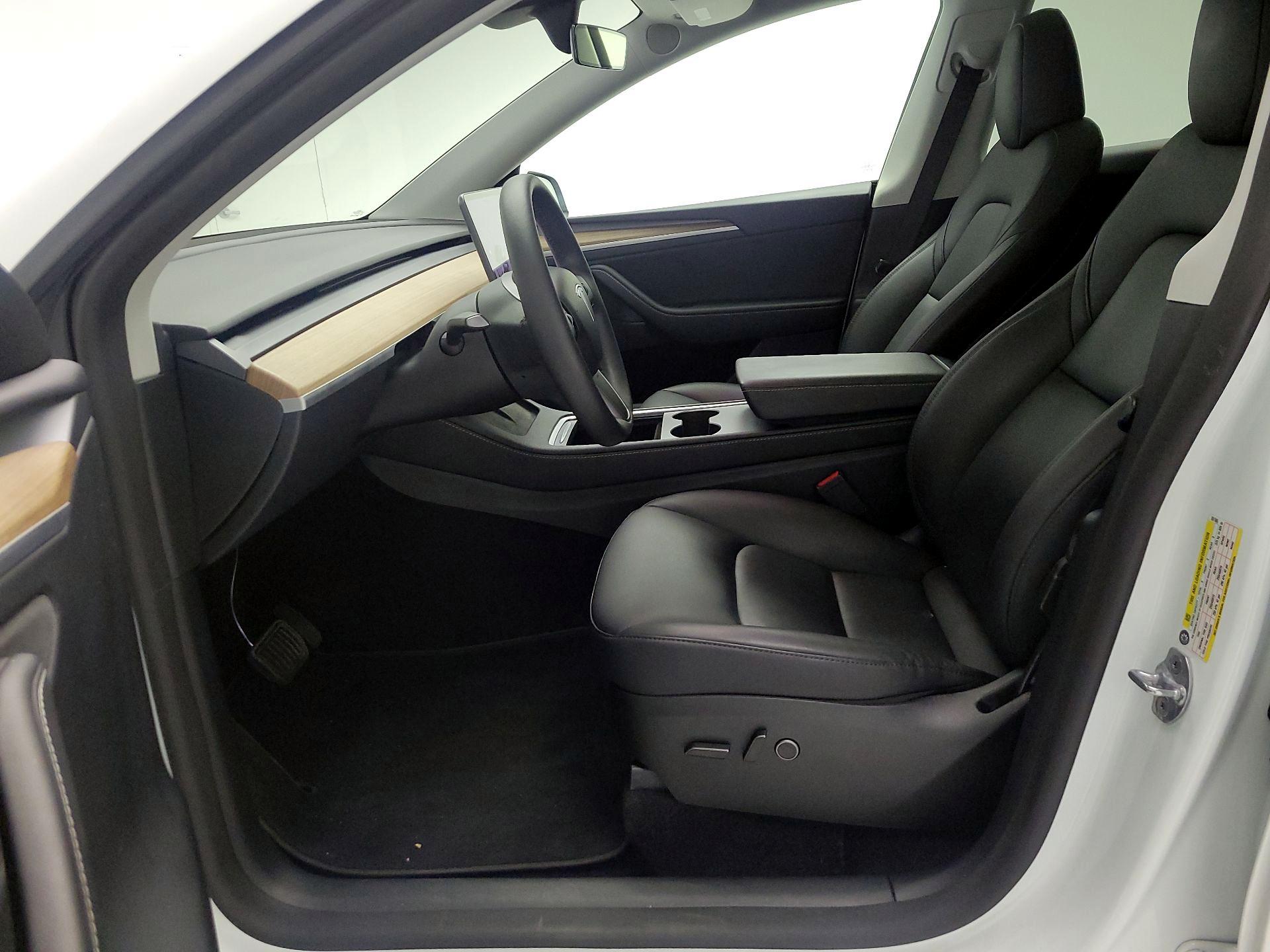 Thumbnail: 2024 Tesla Model Y - 11