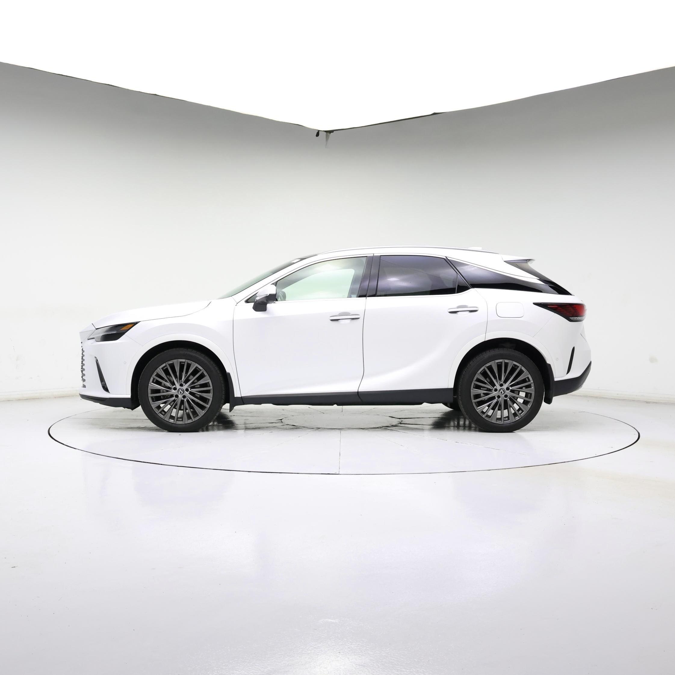 Thumbnail: 2023 Lexus RX - 3