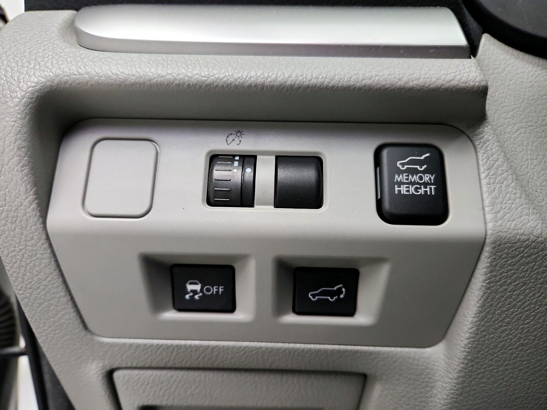 Thumbnail: 2014 Subaru Forester - 13