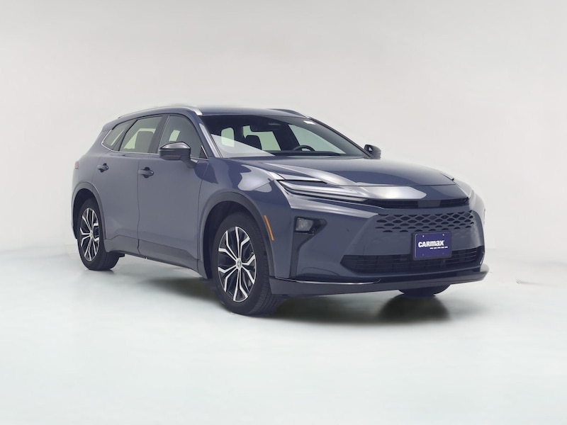2025 Toyota Crown Signia XLE -
                  Naperville, IL