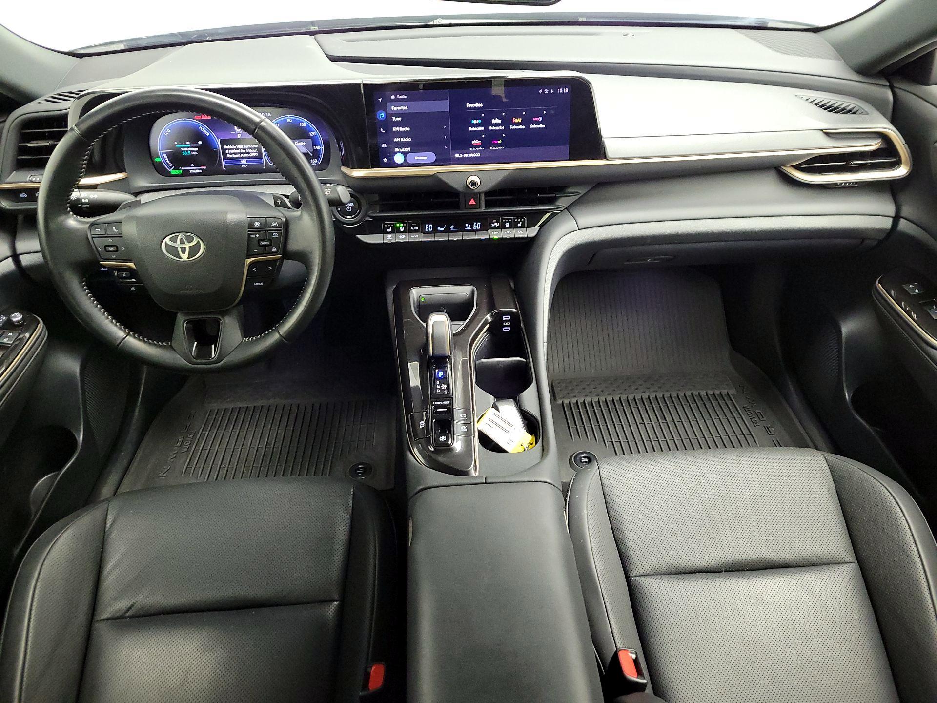 Thumbnail: 2025 Toyota Crown Signia - 9