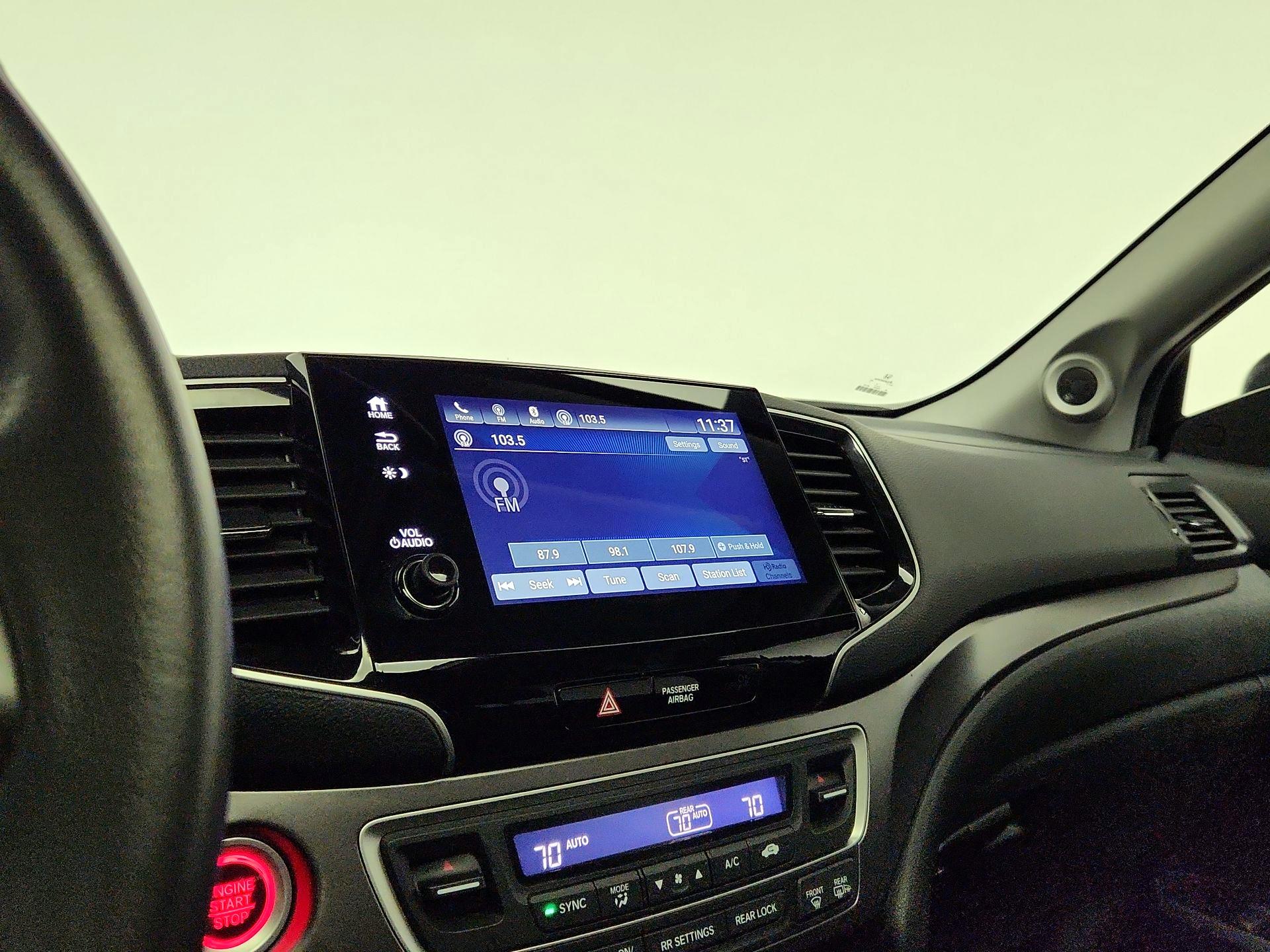 Thumbnail: 2020 Honda Pilot - 15