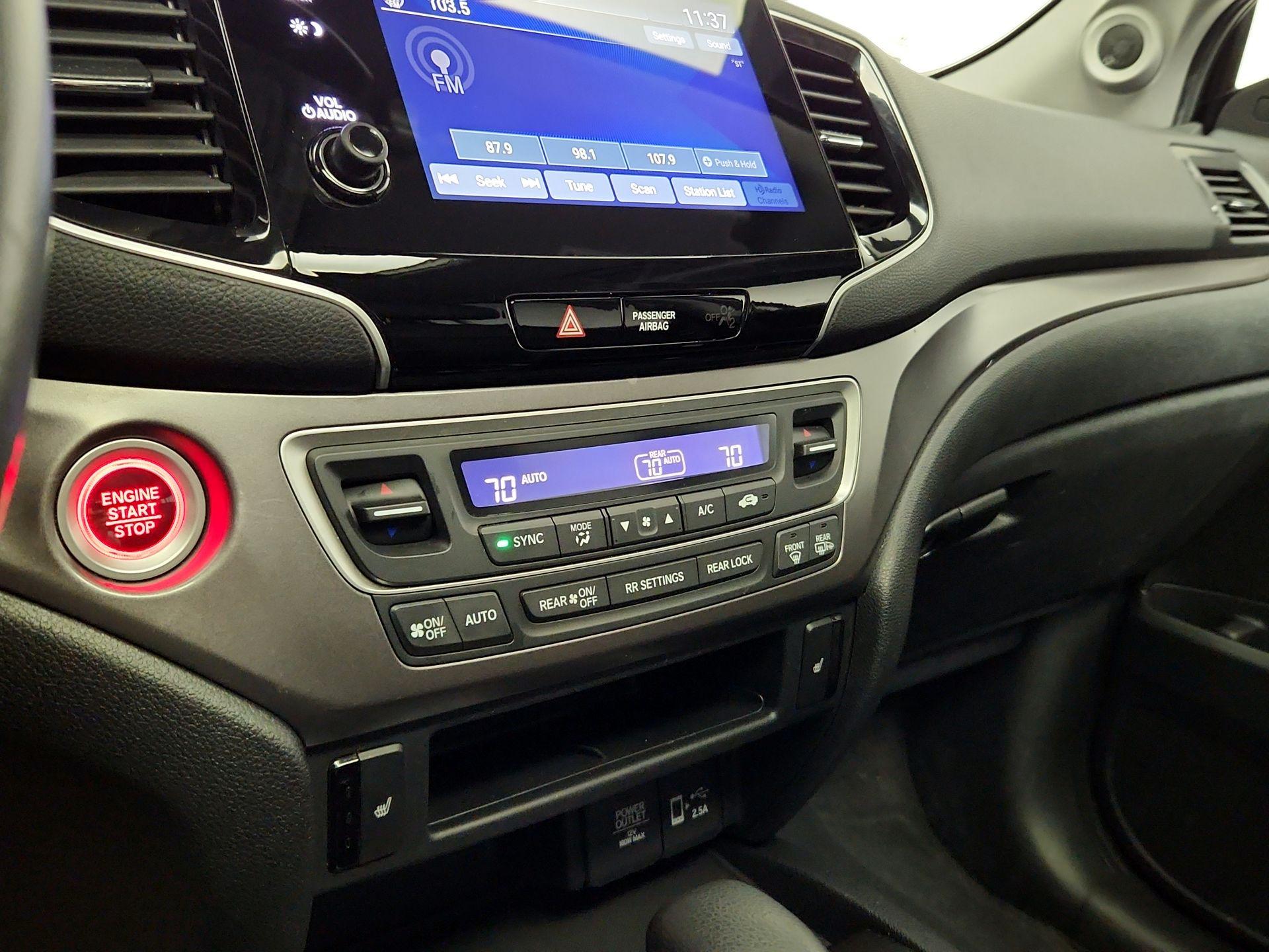 Thumbnail: 2020 Honda Pilot - 16