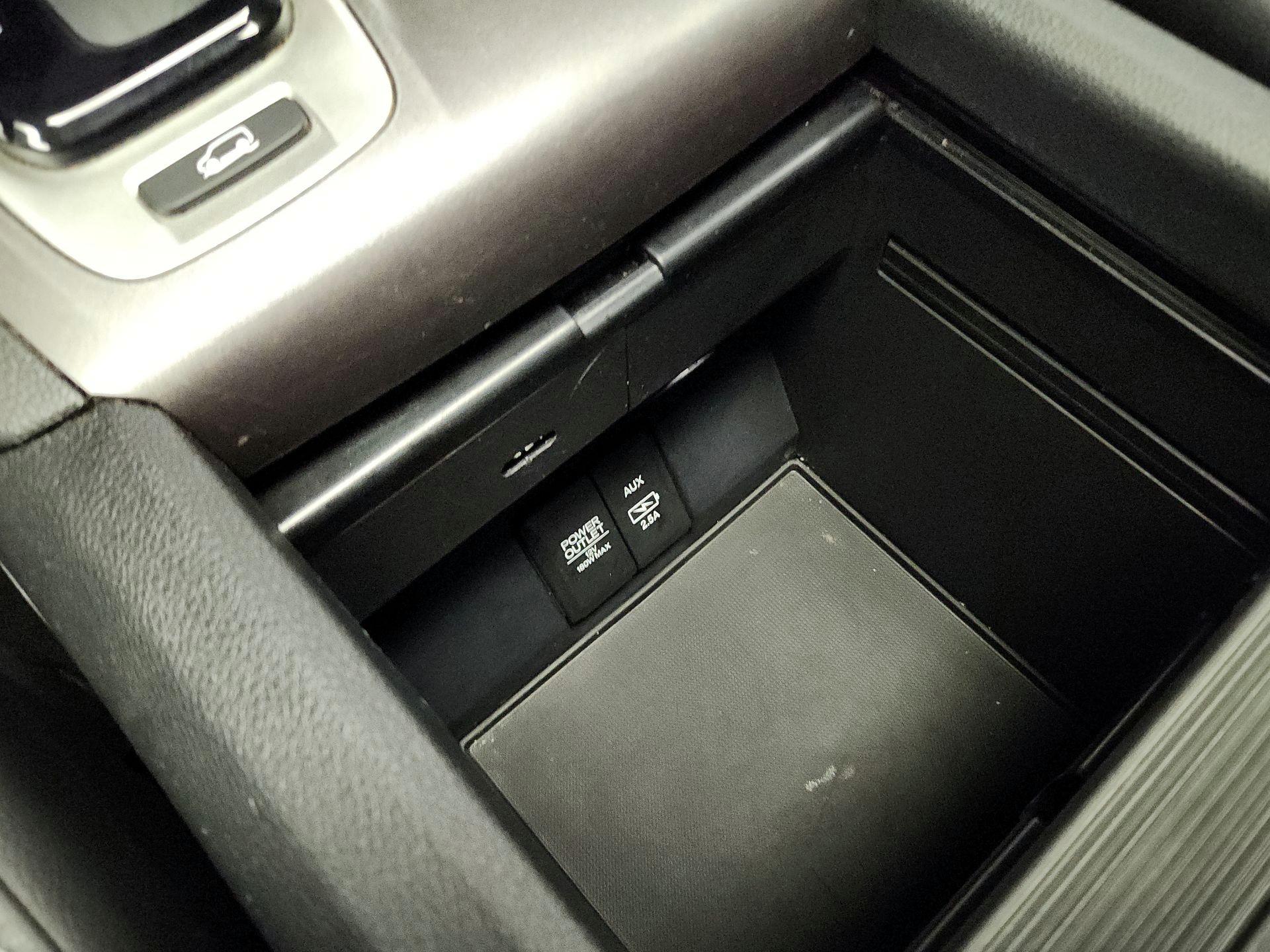 Thumbnail: 2020 Honda Pilot - 18