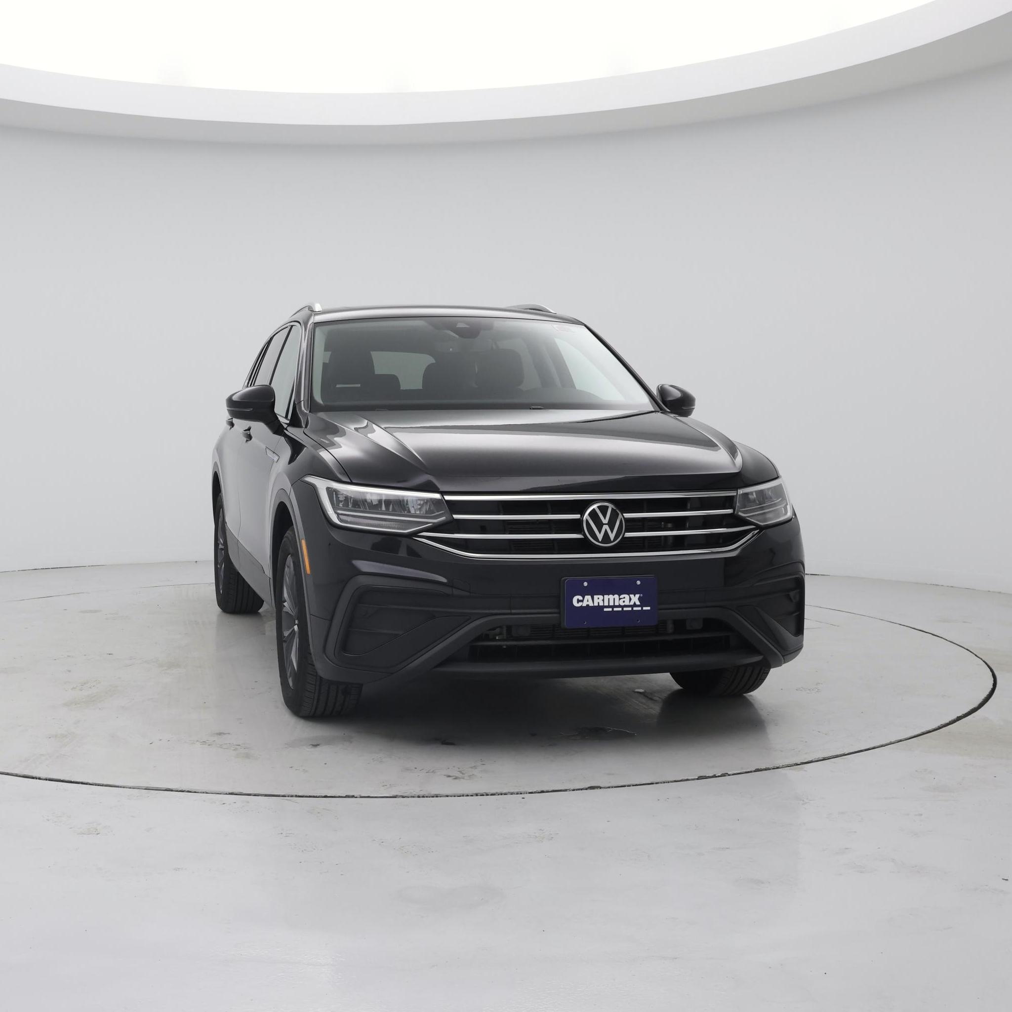 Thumbnail: 2023 Volkswagen Tiguan - 5