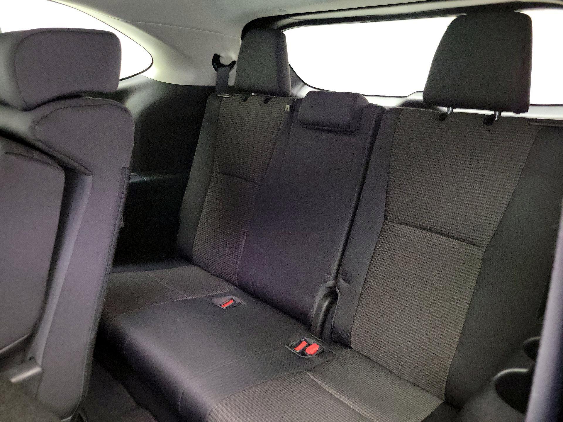 Thumbnail: 2023 Toyota Highlander - 20