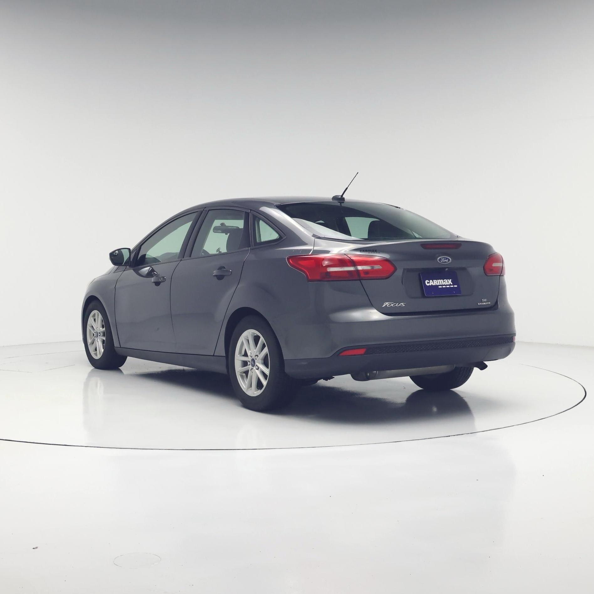 Thumbnail: 2016 Ford Focus - 2
