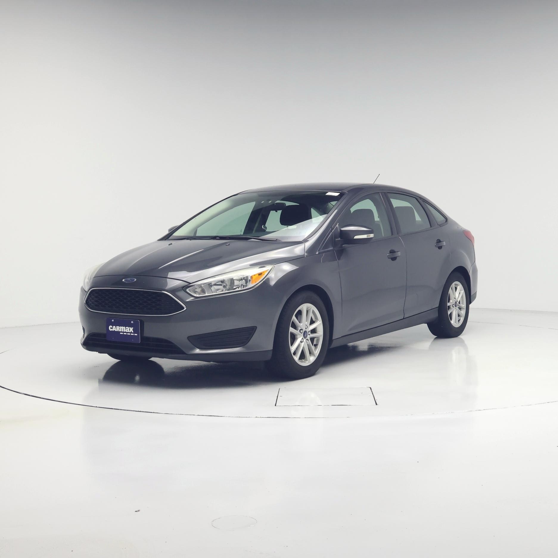 Thumbnail: 2016 Ford Focus - 4