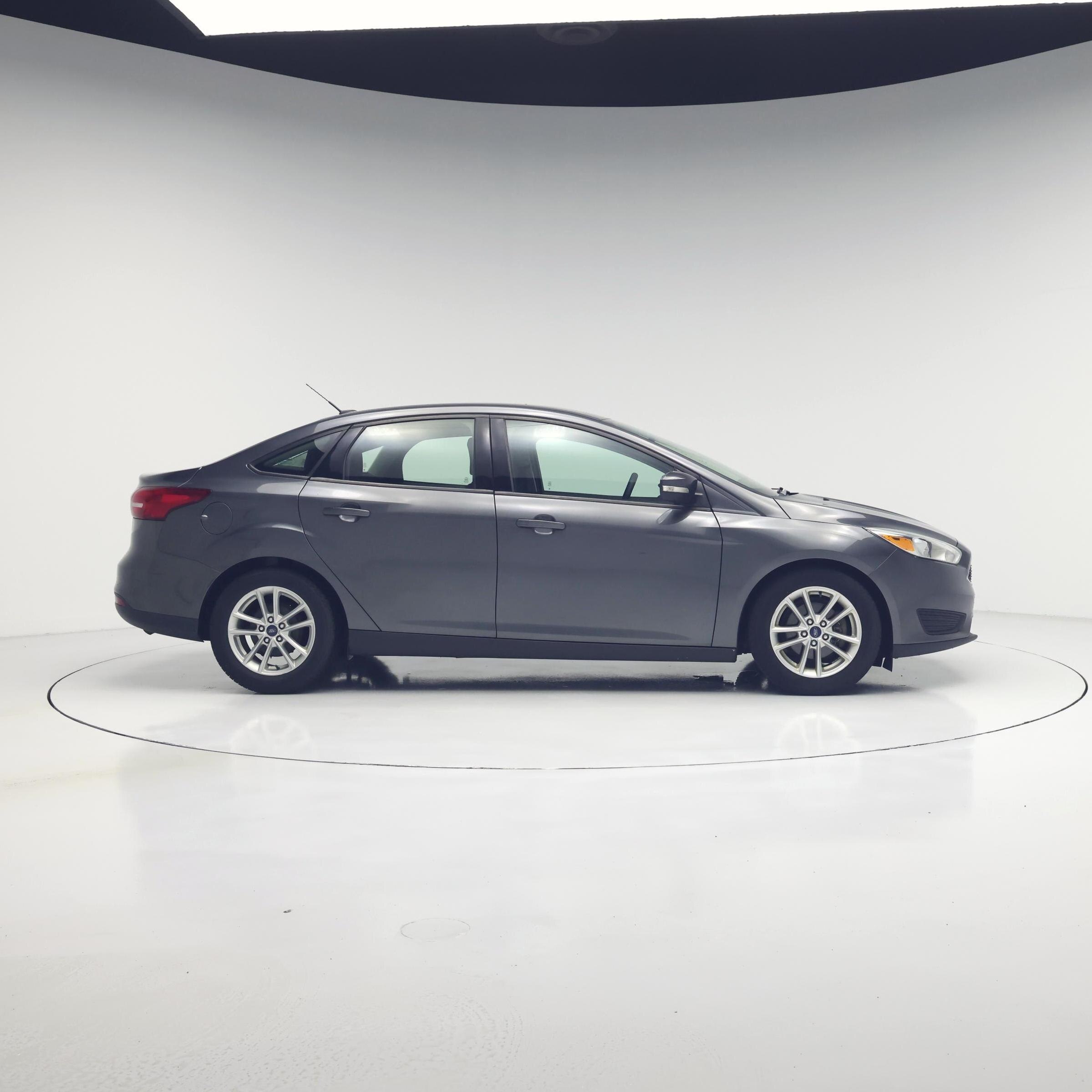Thumbnail: 2016 Ford Focus - 7