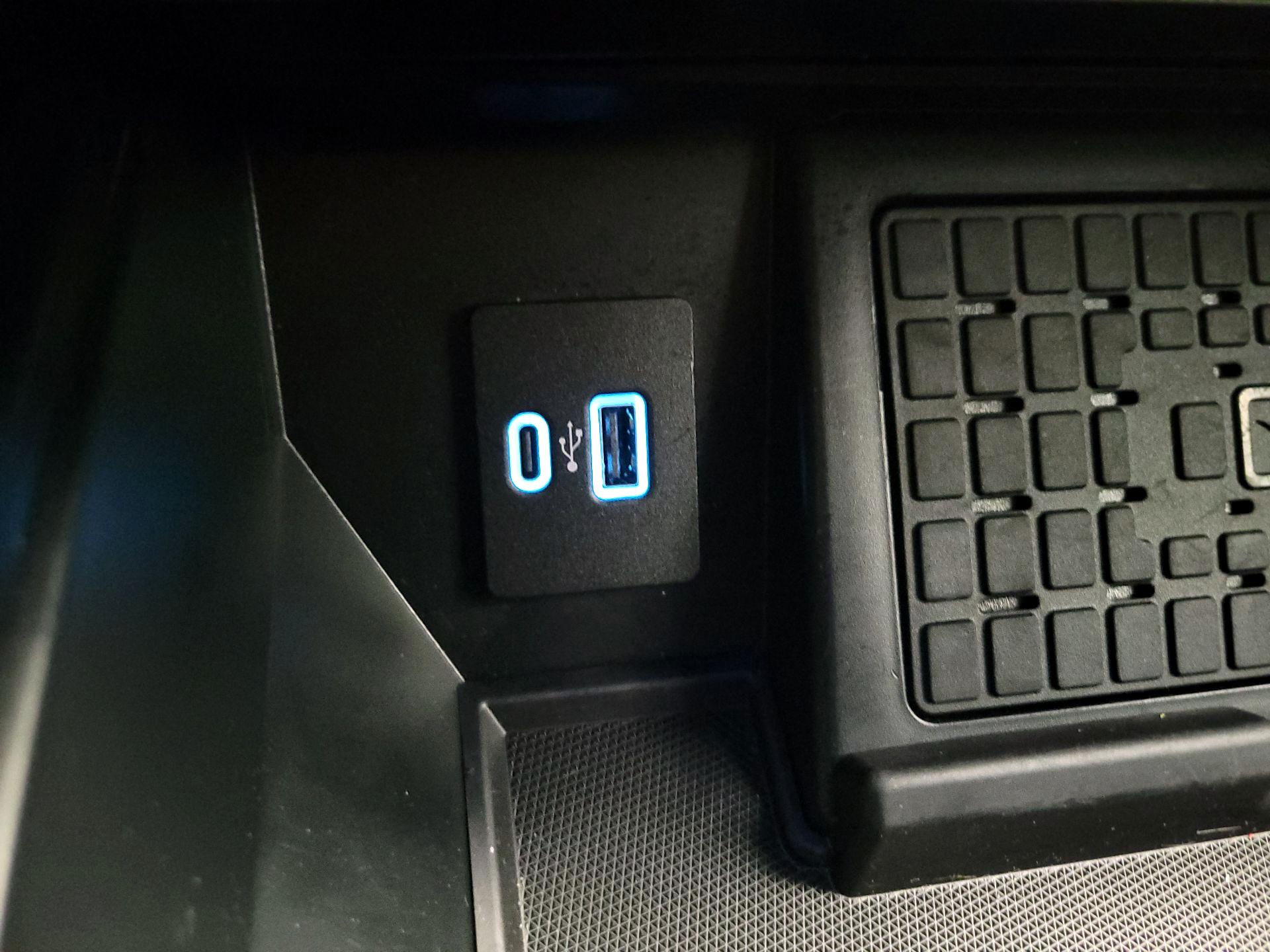 Thumbnail: 2023 Ford F-150 - 19